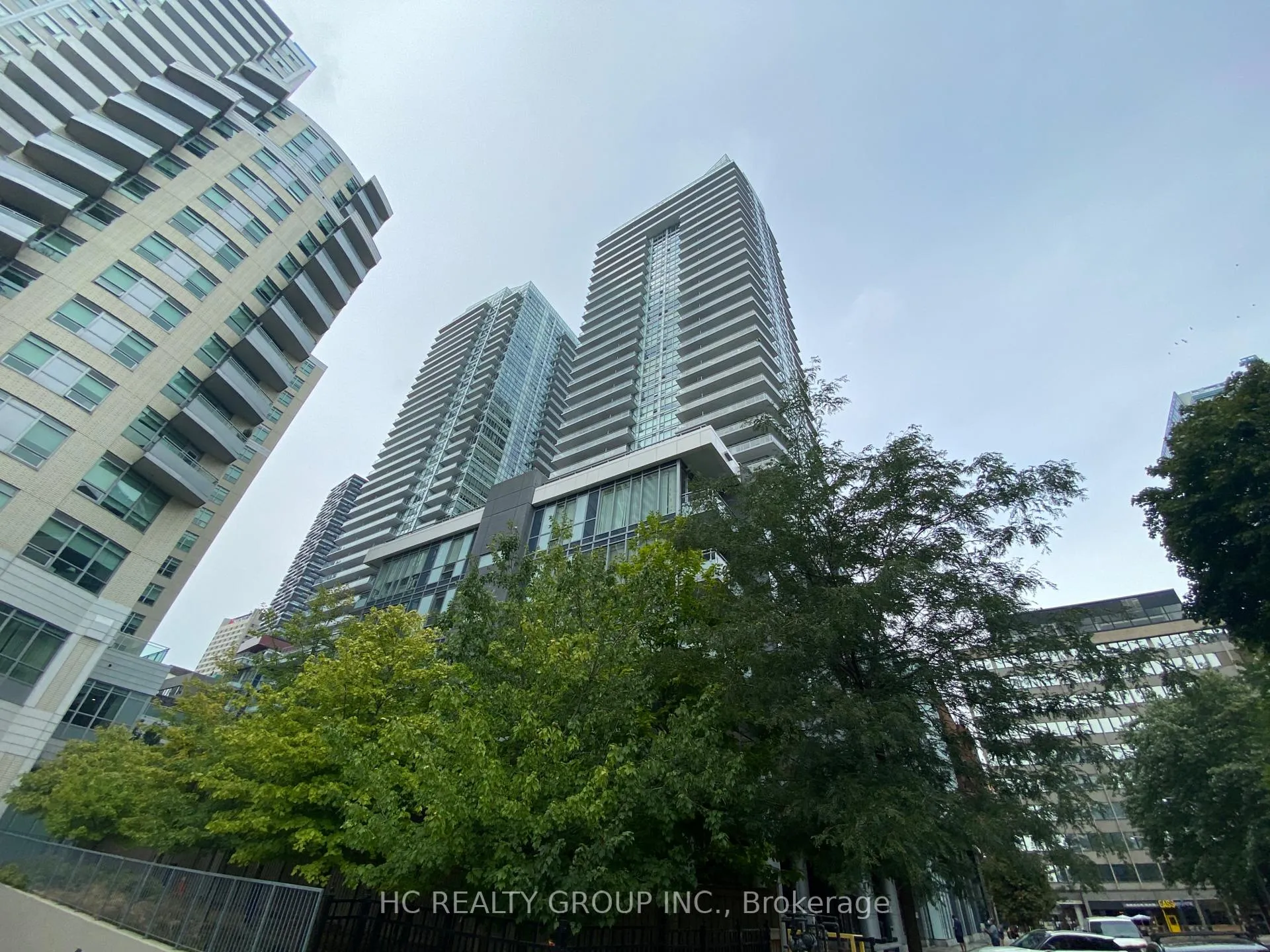 Photo 1 of Unit 1718, 98 Lillian Street, Toronto, Mount Pleasant West — HOMEH