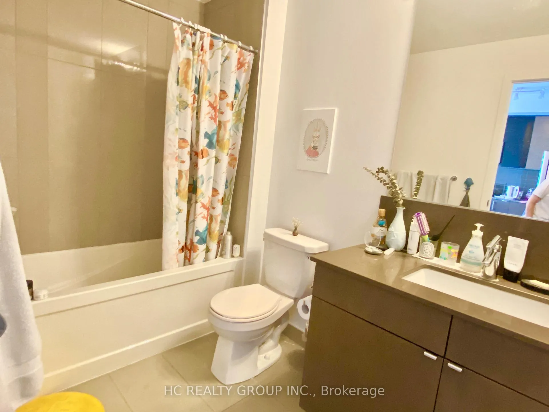 Photo 8 of Unit 1718, 98 Lillian Street, Toronto, Mount Pleasant West — HOMEH