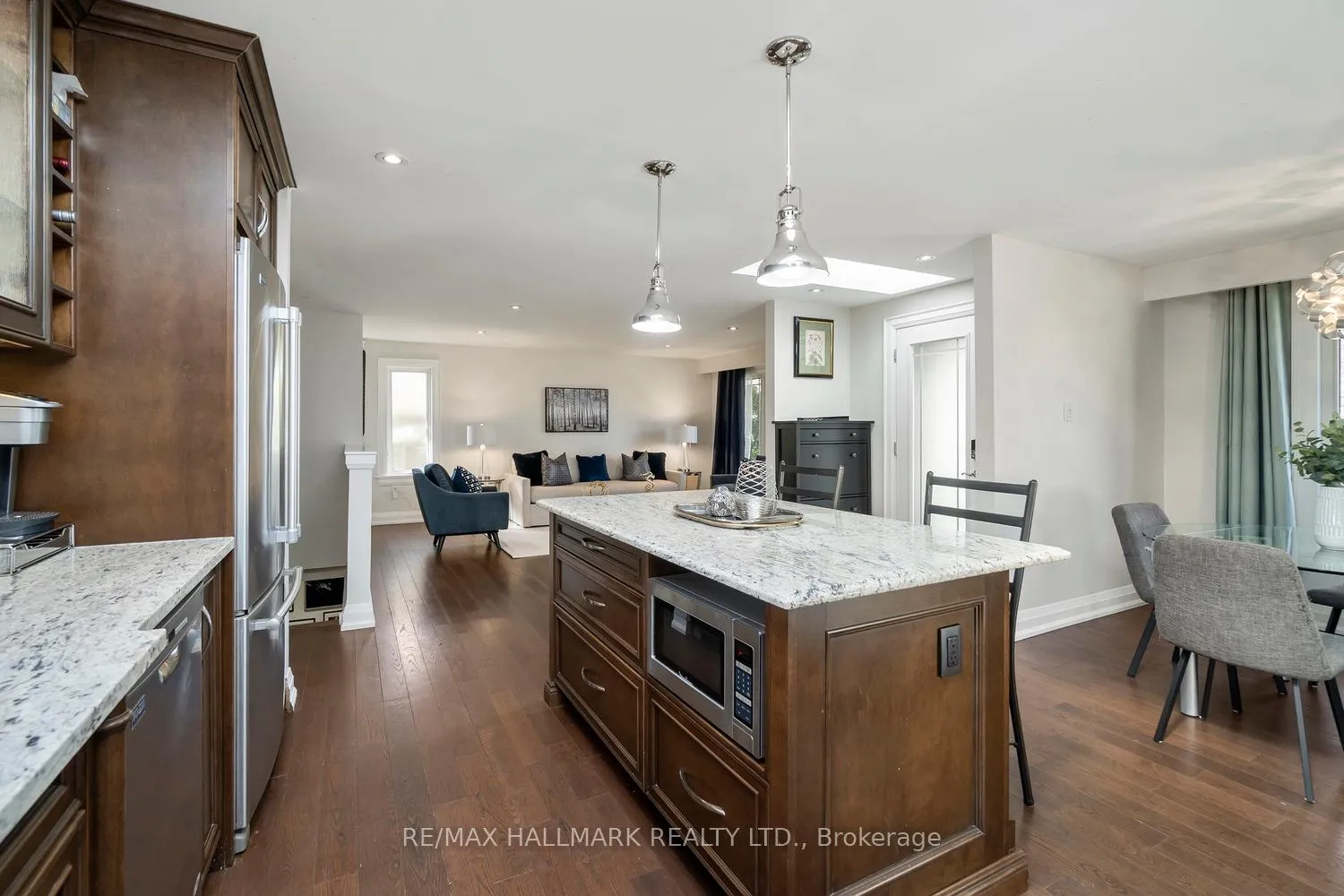 Photo 20 of 37 Lewin Crescent, Ajax, South East — HOMEH