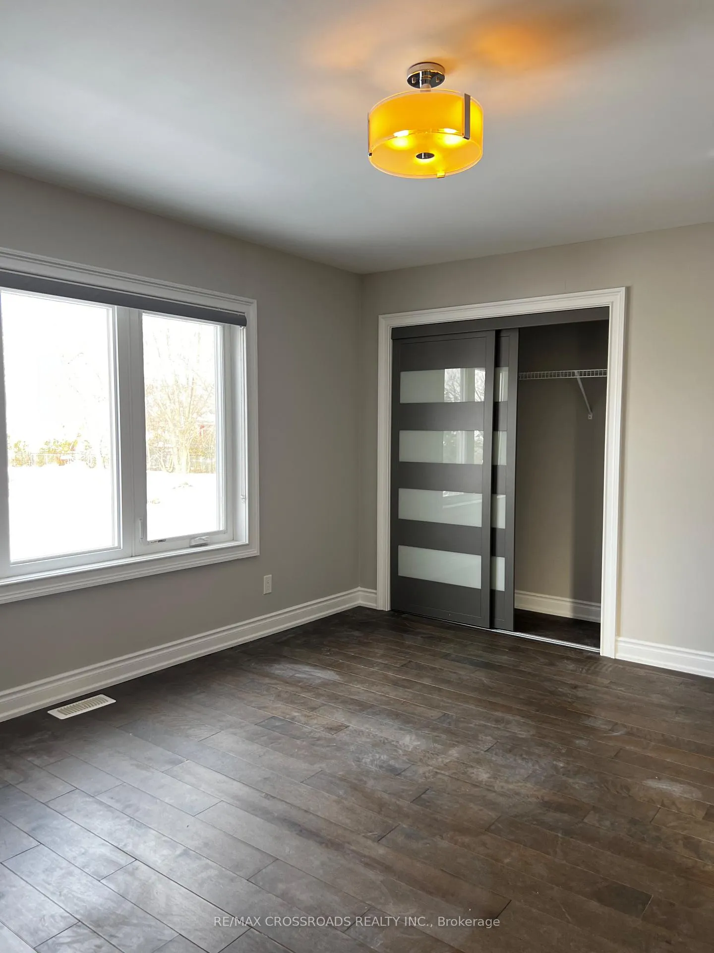 Photo 20 of 602 Lake Drive S, Georgina, Keswick South — HOMEH
