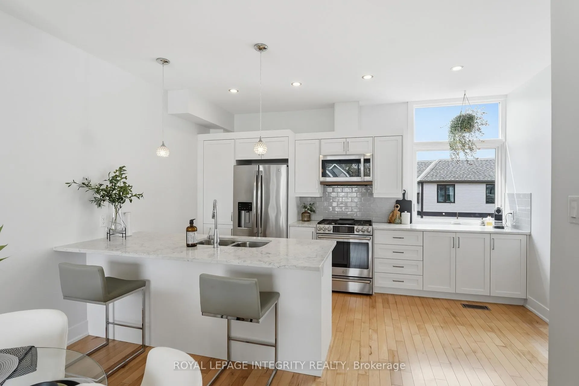 Photo 9 of 37E Ladouceur Street, Ottawa, Hintonburg — HOMEH
