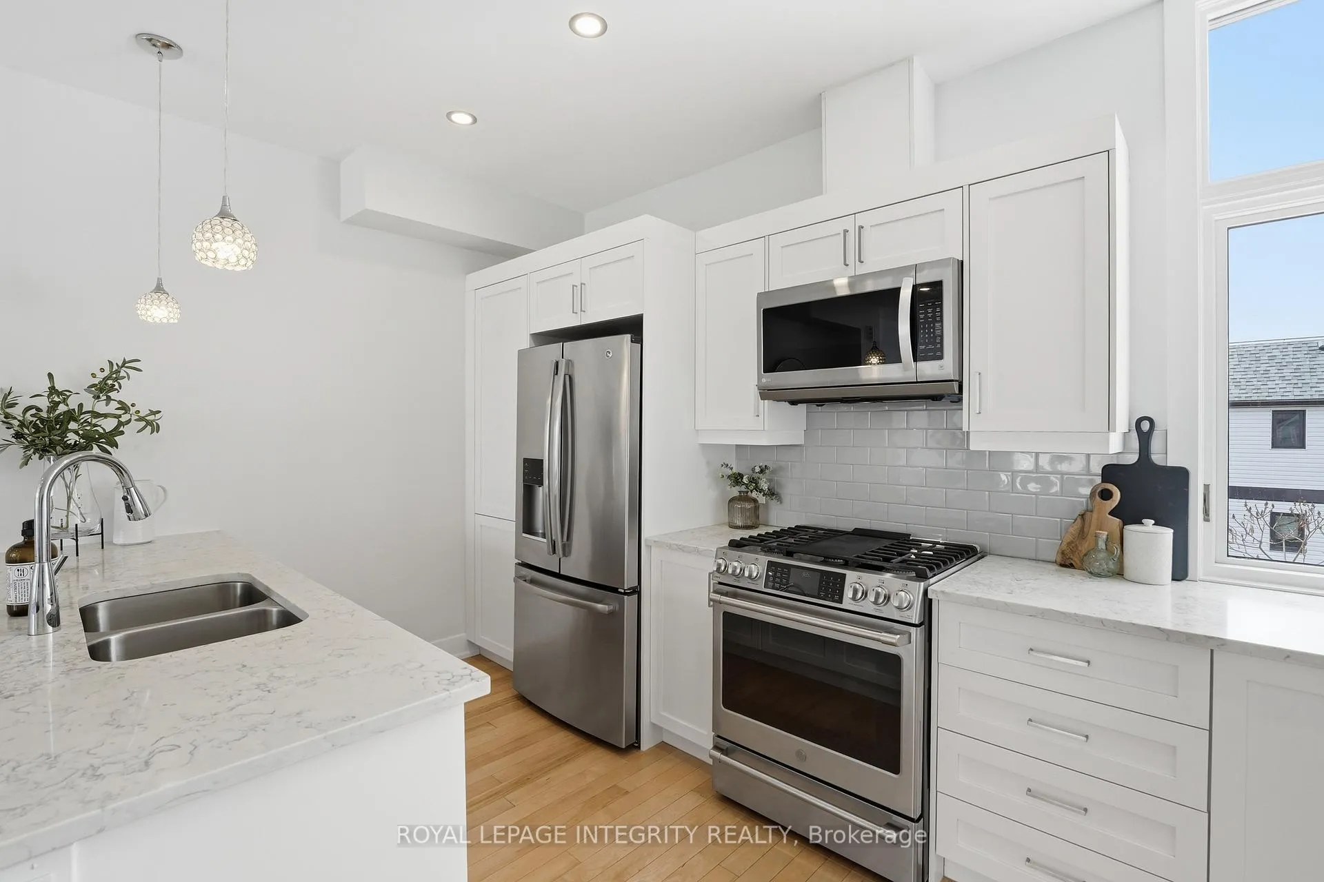 Photo 10 of 37E Ladouceur Street, Ottawa, Hintonburg — HOMEH