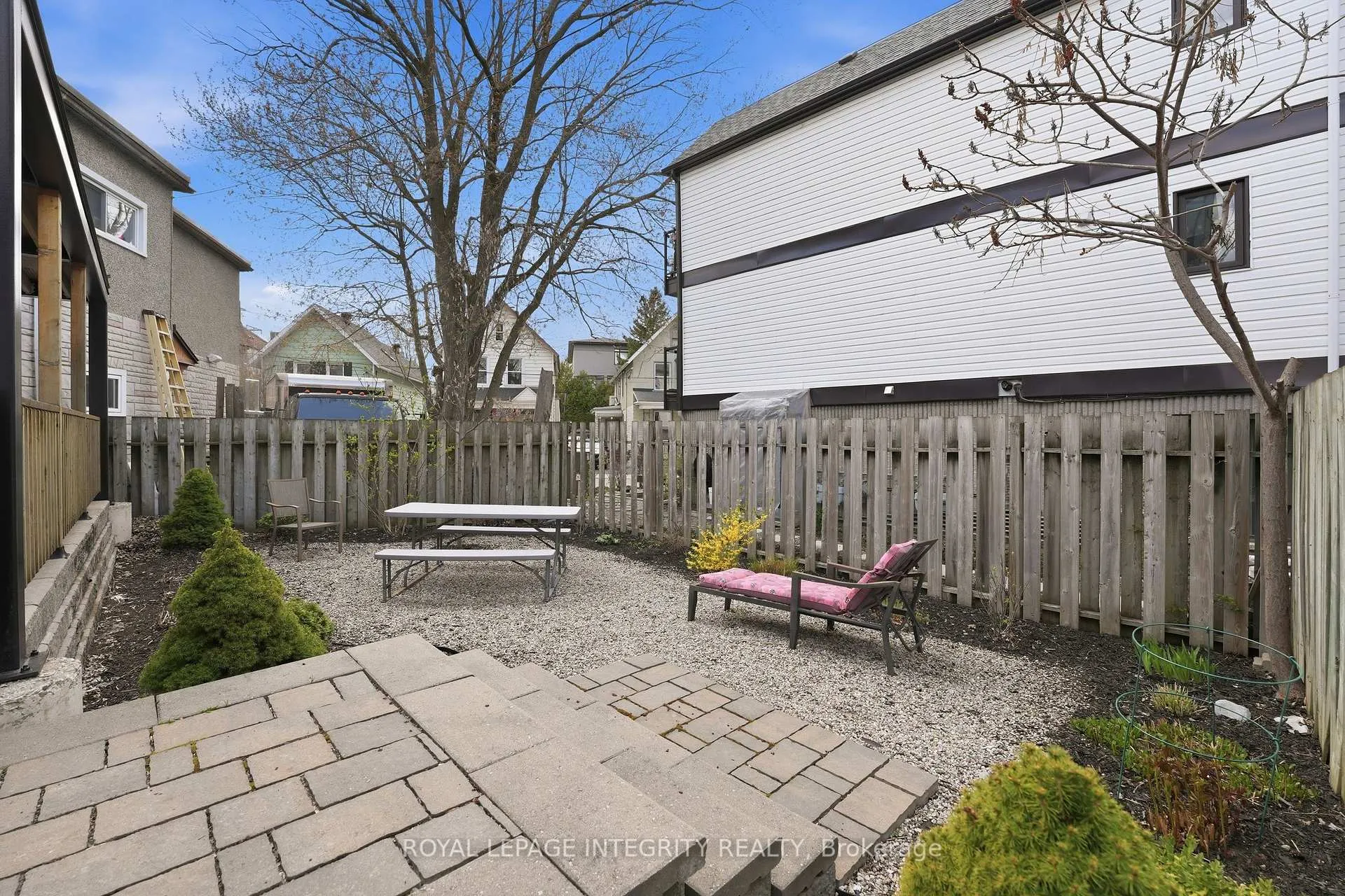 Photo 34 of 37E Ladouceur Street, Ottawa, Hintonburg — HOMEH