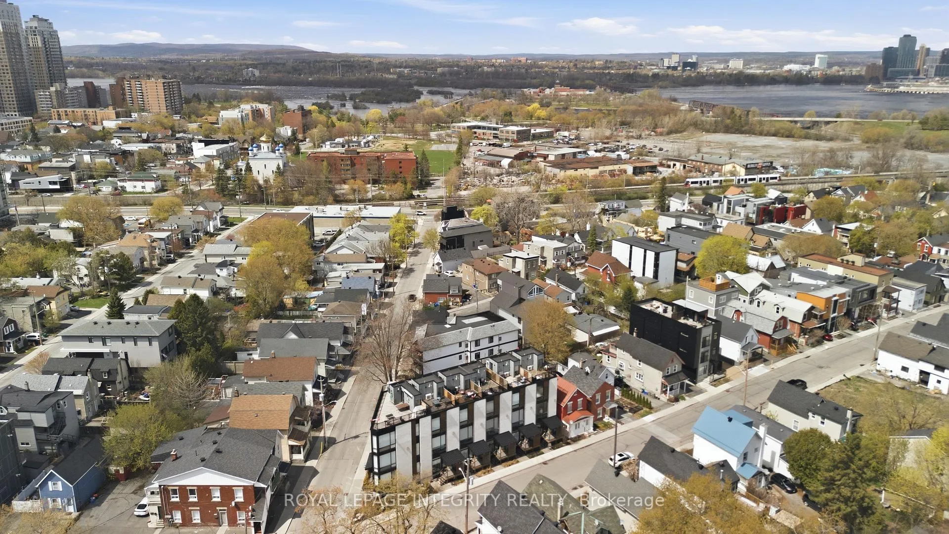 Photo 37 of 37E Ladouceur Street, Ottawa, Hintonburg — HOMEH