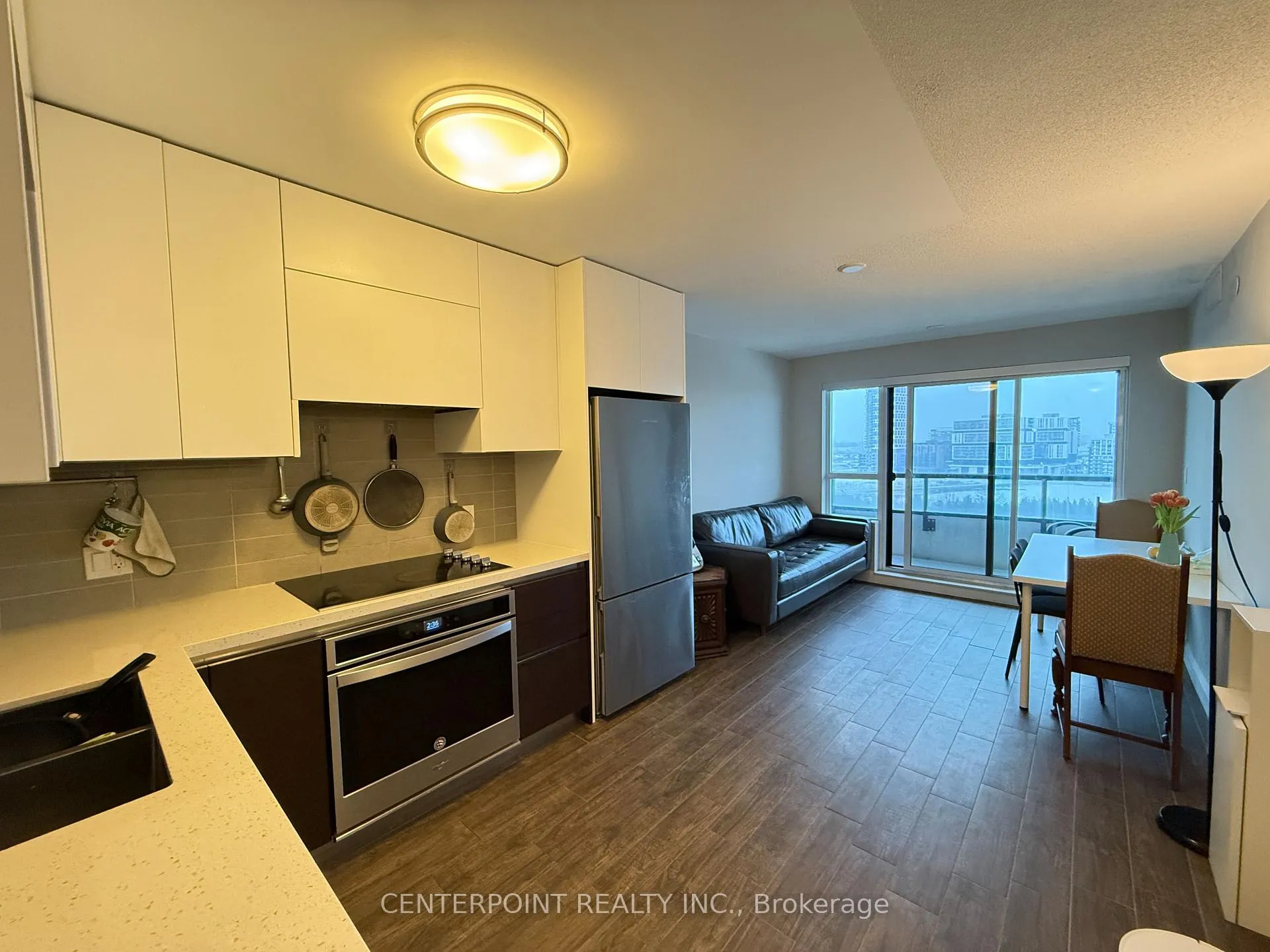 Photo 11 of Unit 1507, 15 Water Walk Drive, Markham, Unionville — HOMEH