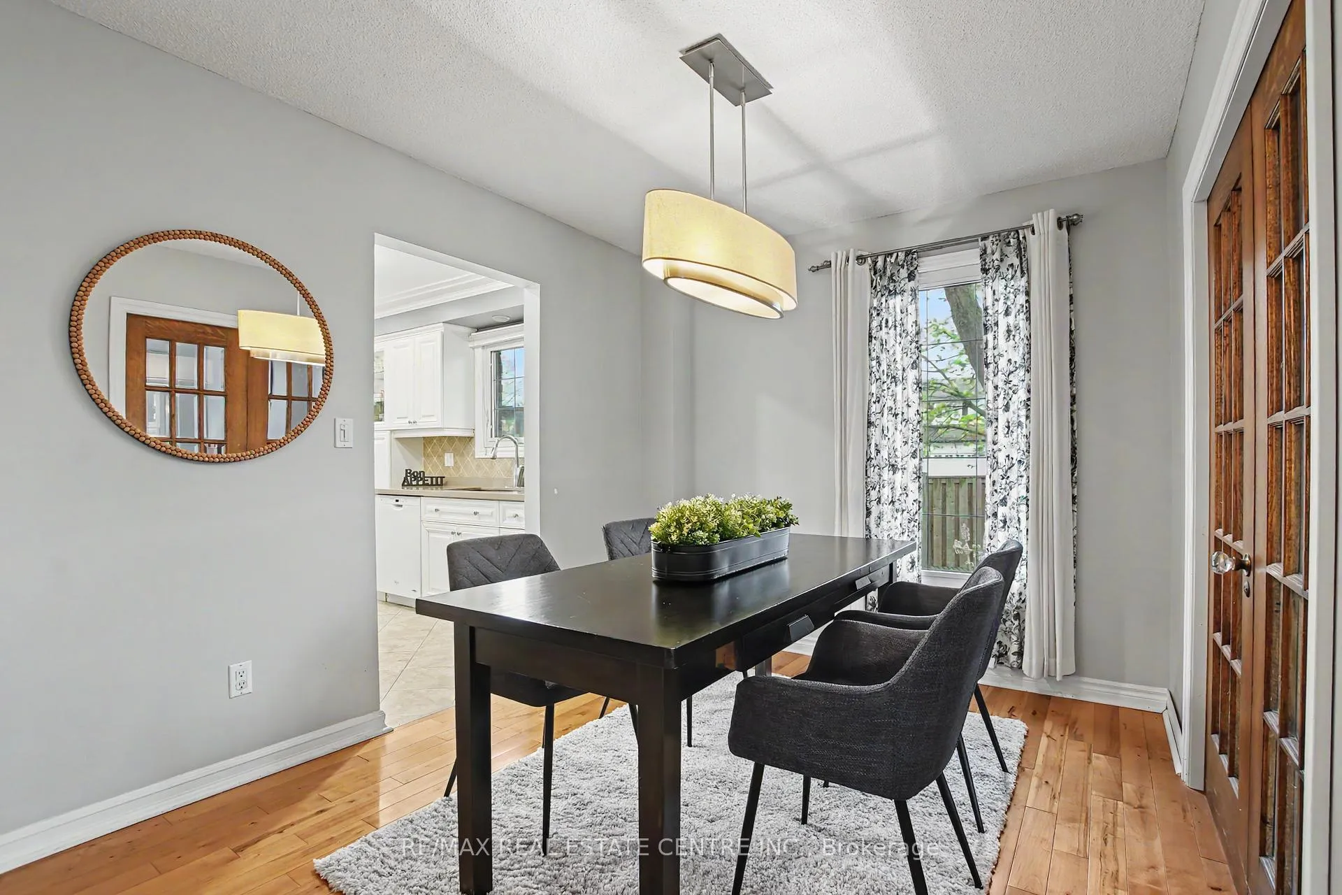 Photo 19 of 569 Vanier Drive, Milton, Bronte Meadows — HOMEH