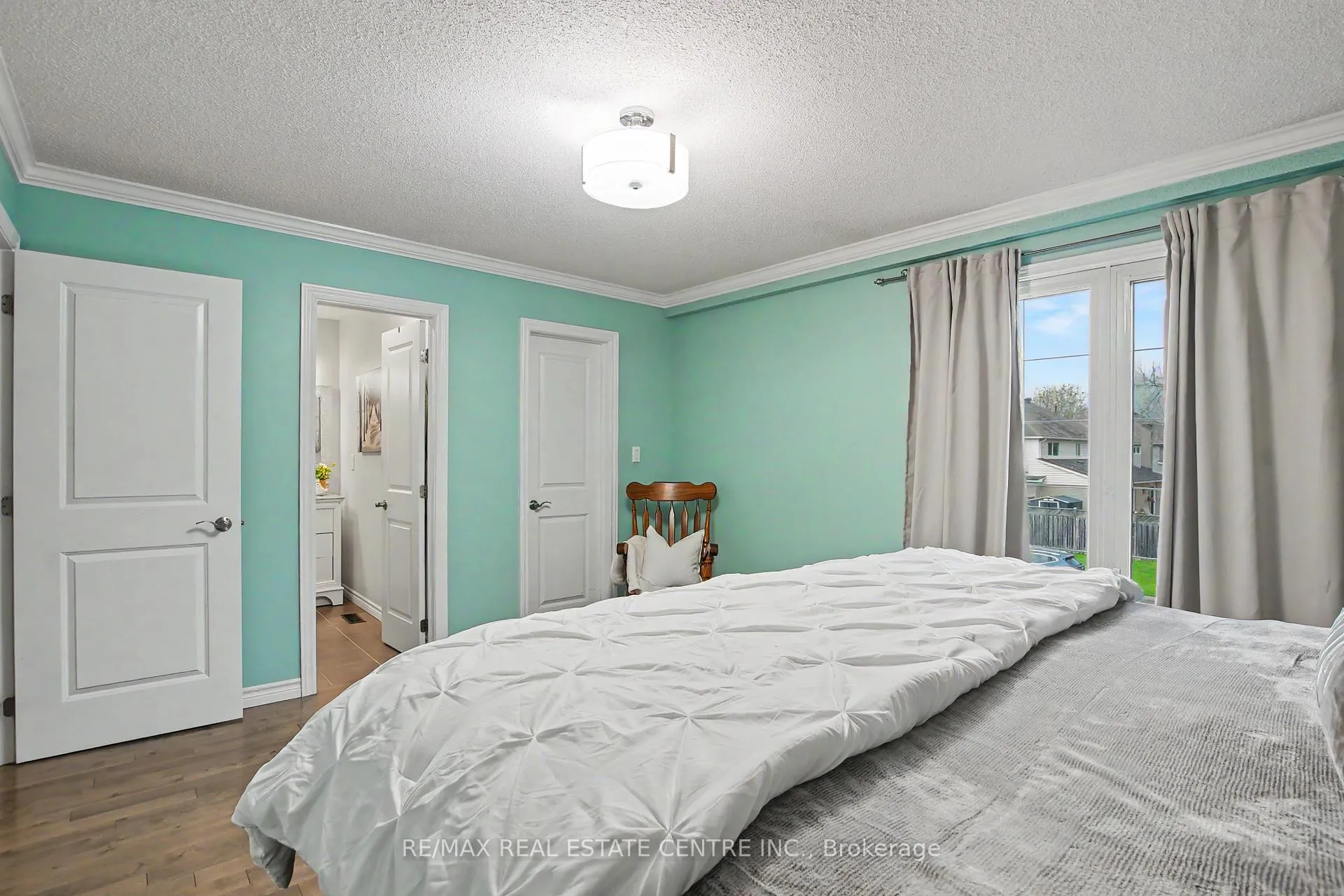 Photo 34 of 569 Vanier Drive, Milton, Bronte Meadows — HOMEH