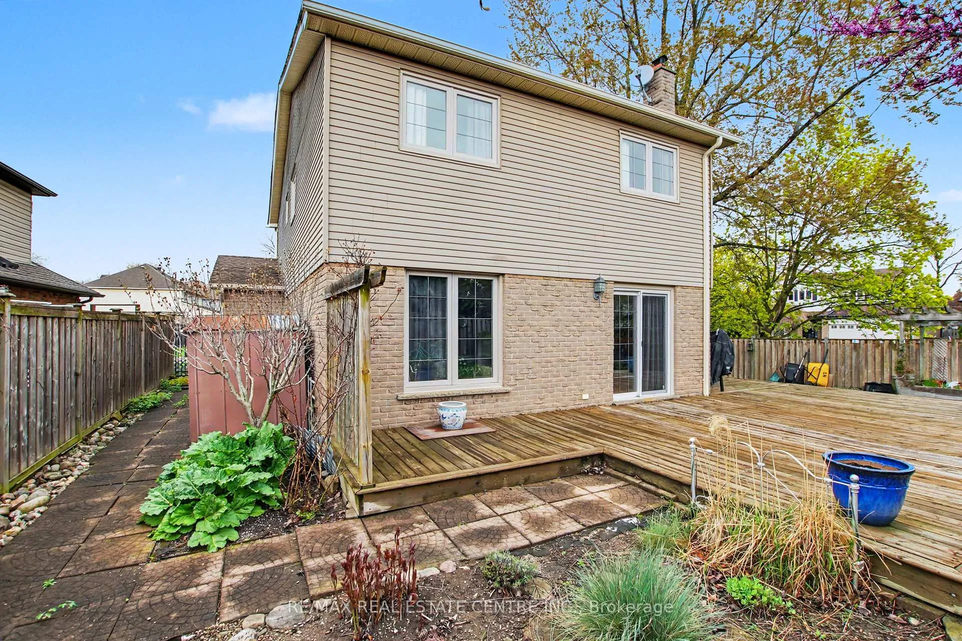 Photo 43 of 569 Vanier Drive, Milton, Bronte Meadows — HOMEH