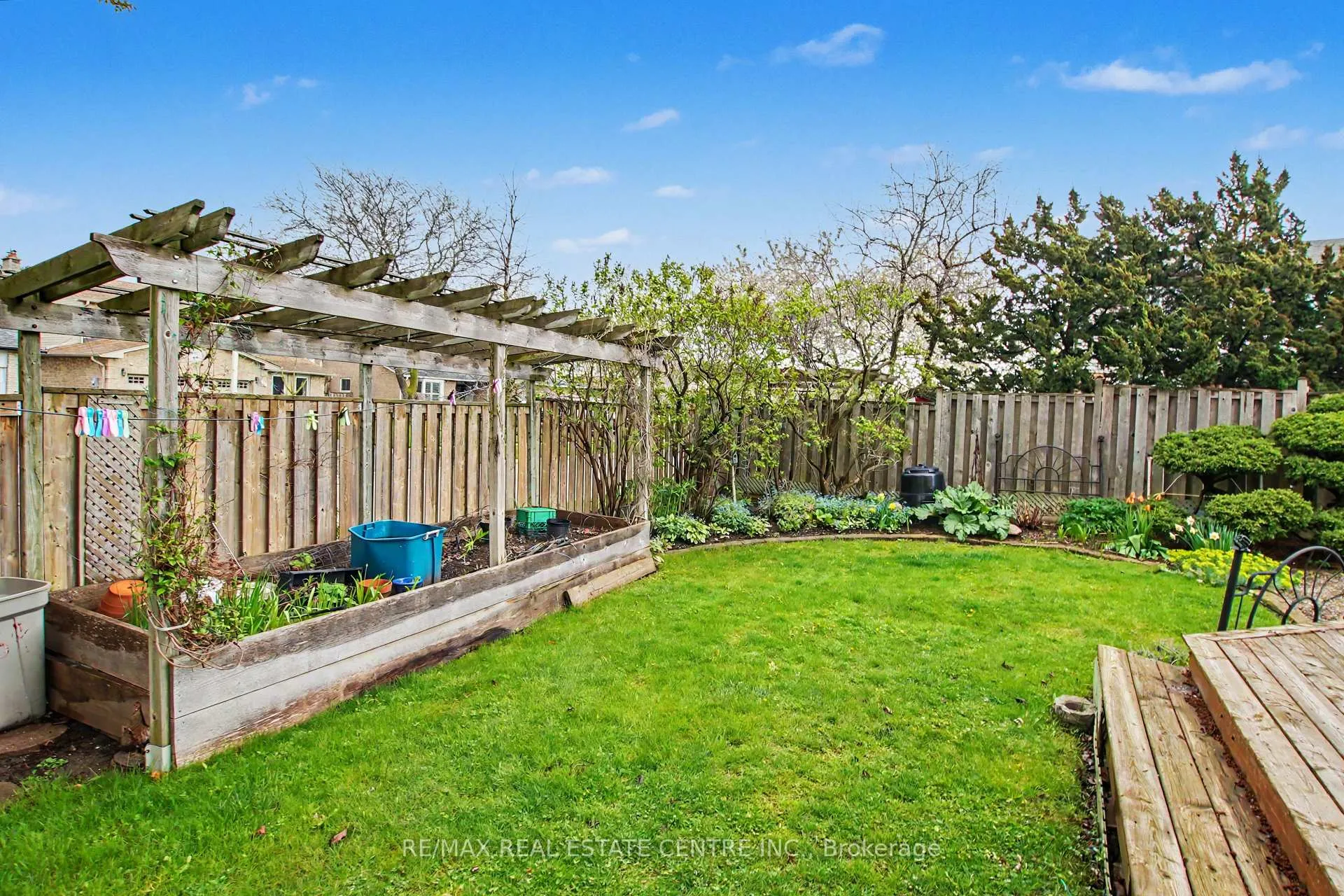 Photo 46 of 569 Vanier Drive, Milton, Bronte Meadows — HOMEH