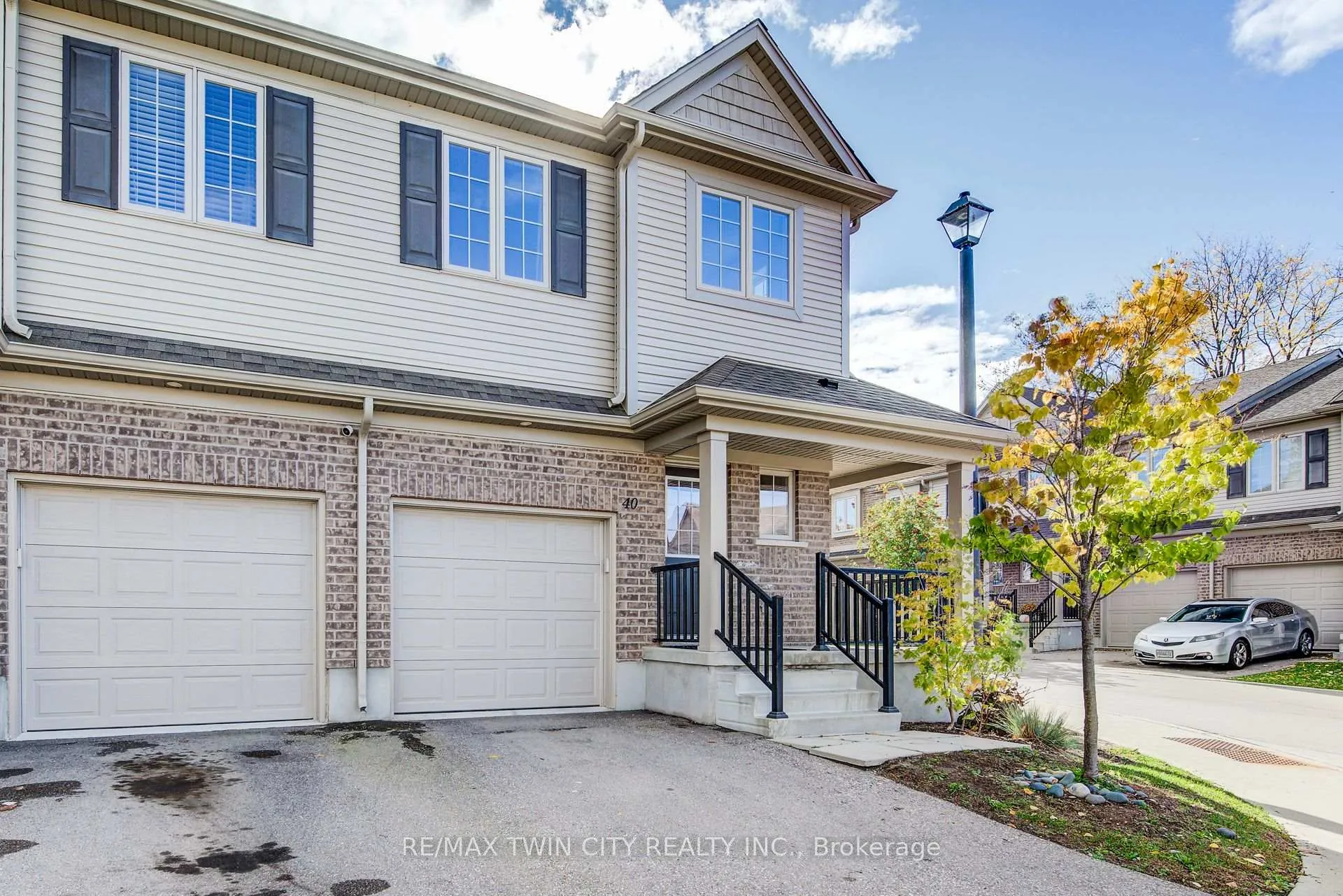 Photo 2 of Unit 40, 50 Pinnacle Drive, Kitchener — HOMEH