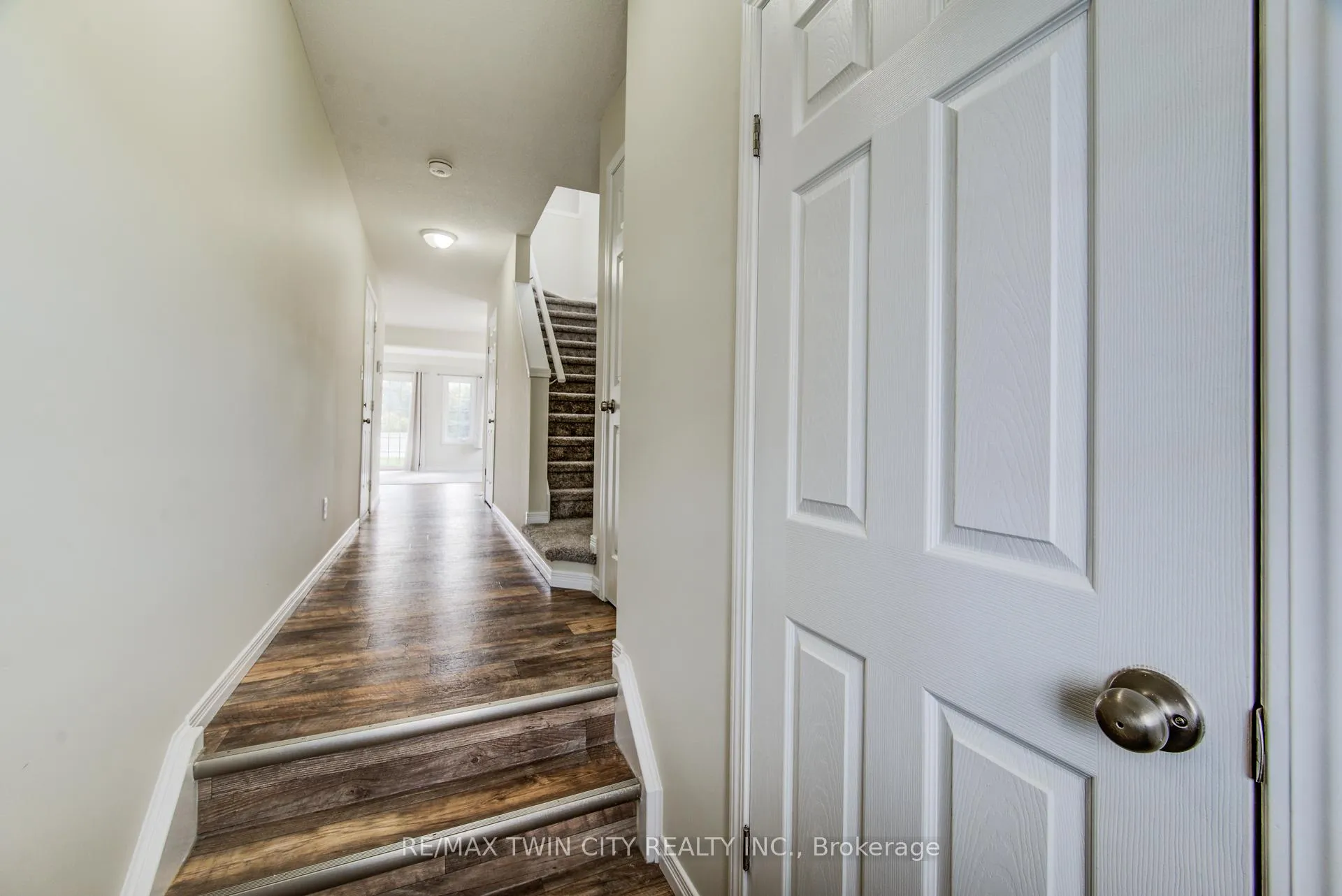 Photo 7 of Unit 40, 50 Pinnacle Drive, Kitchener — HOMEH