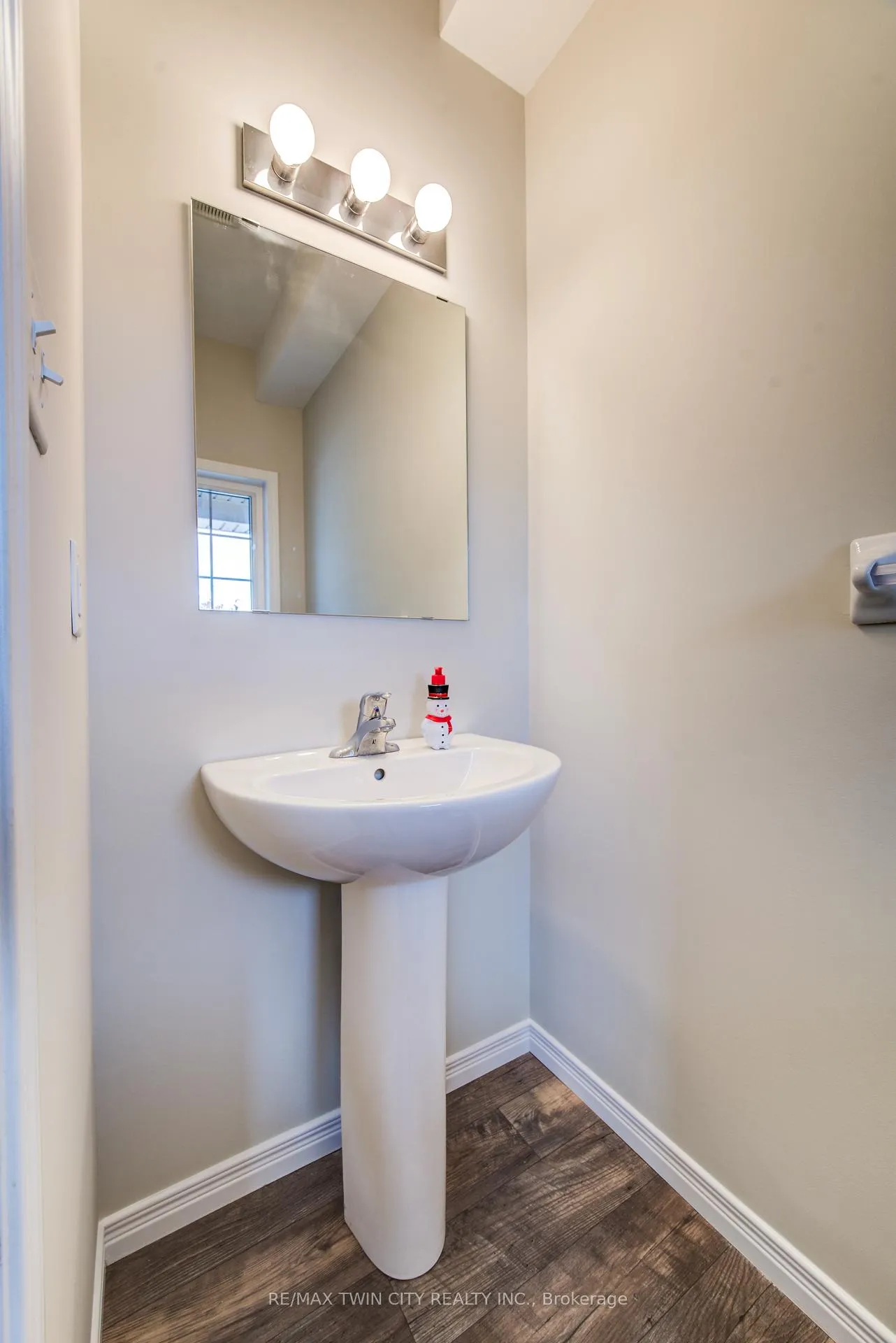 Photo 9 of Unit 40, 50 Pinnacle Drive, Kitchener — HOMEH