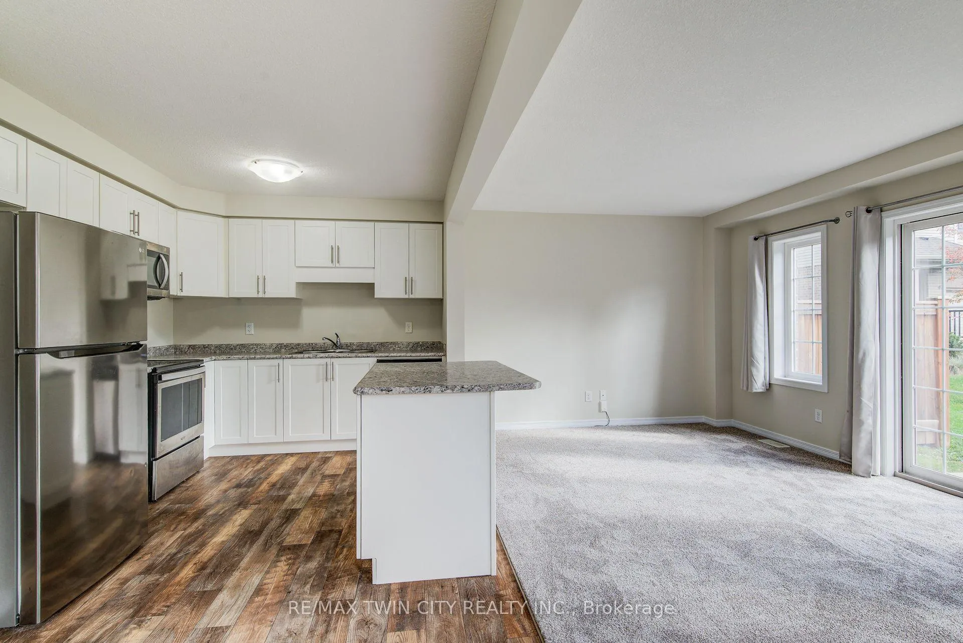 Photo 13 of Unit 40, 50 Pinnacle Drive, Kitchener — HOMEH