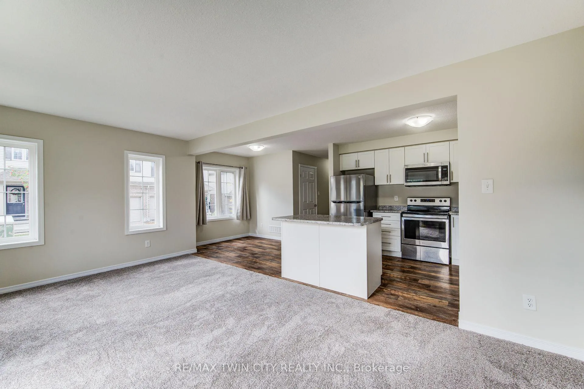 Photo 21 of Unit 40, 50 Pinnacle Drive, Kitchener — HOMEH