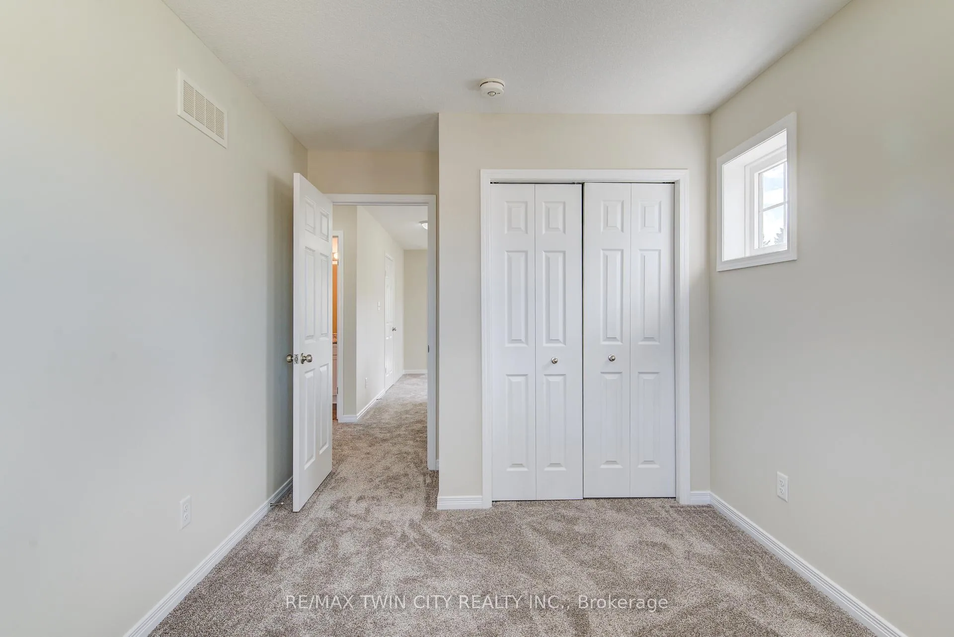 Photo 31 of Unit 40, 50 Pinnacle Drive, Kitchener — HOMEH