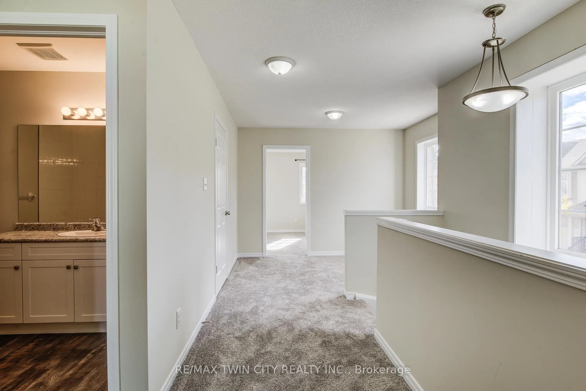 Photo 32 of Unit 40, 50 Pinnacle Drive, Kitchener — HOMEH