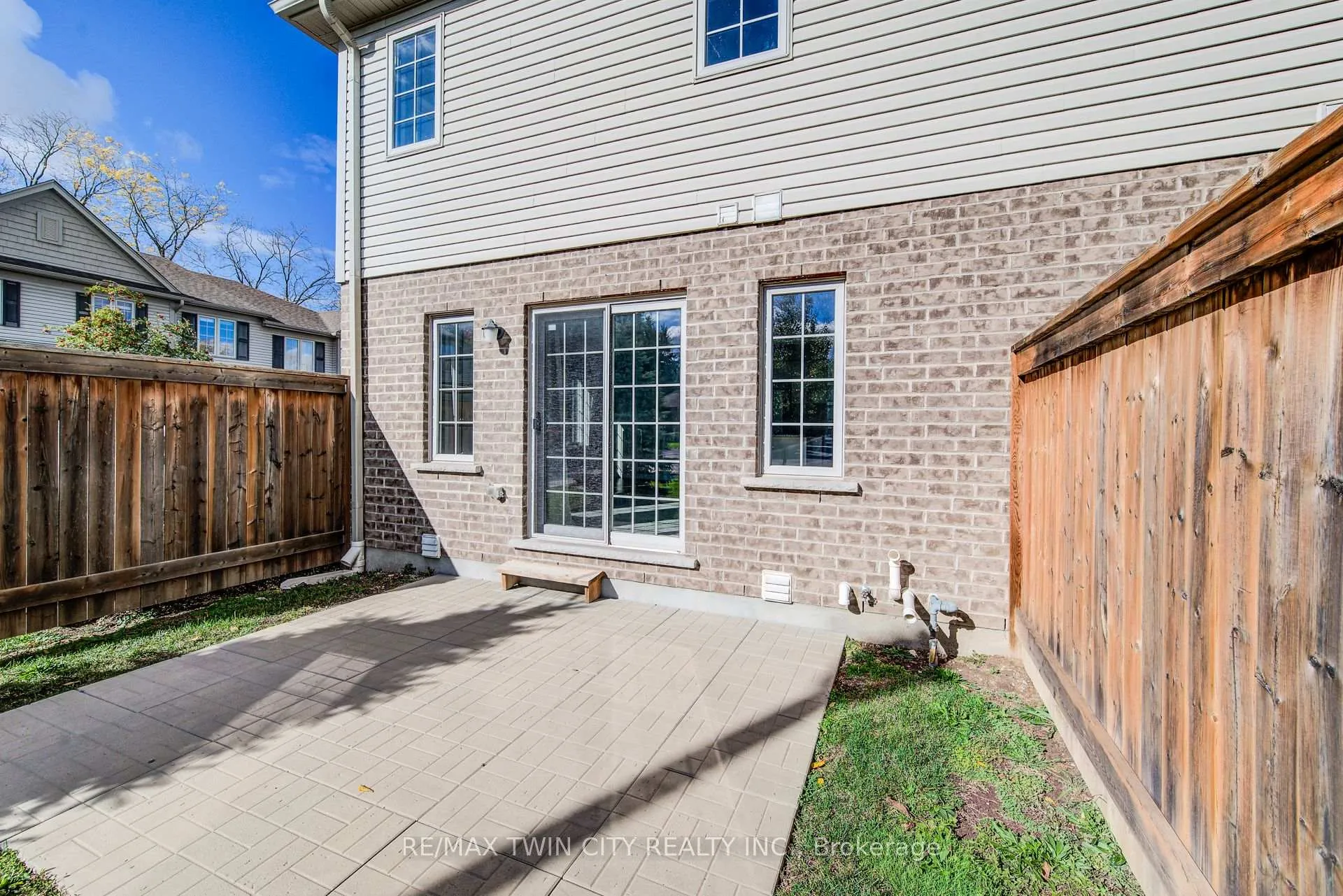 Photo 44 of Unit 40, 50 Pinnacle Drive, Kitchener — HOMEH