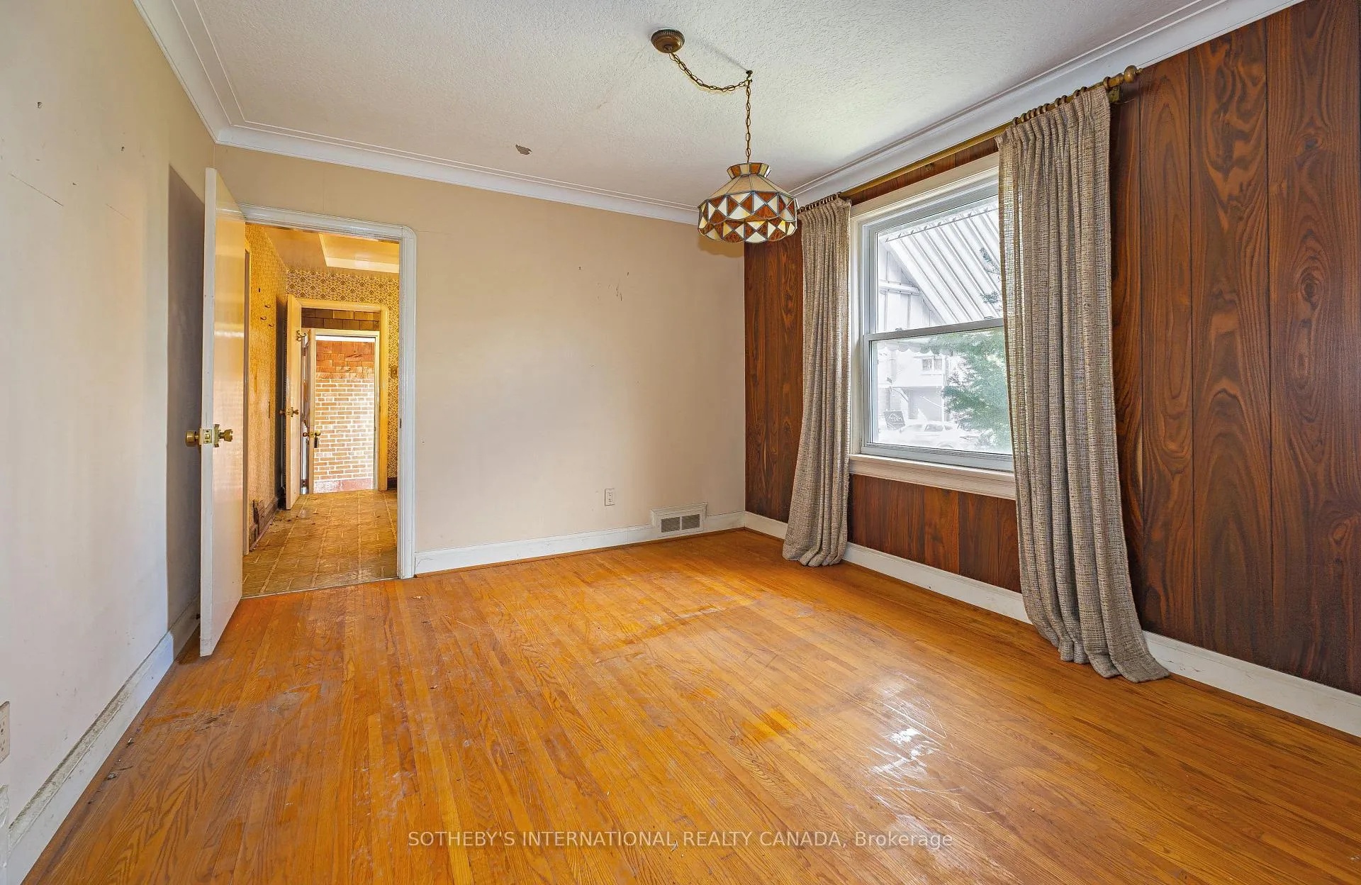 Photo 14 of 47 Grenview Boulevard S, Etobicoke, Stonegate-Queensway — HOMEH
