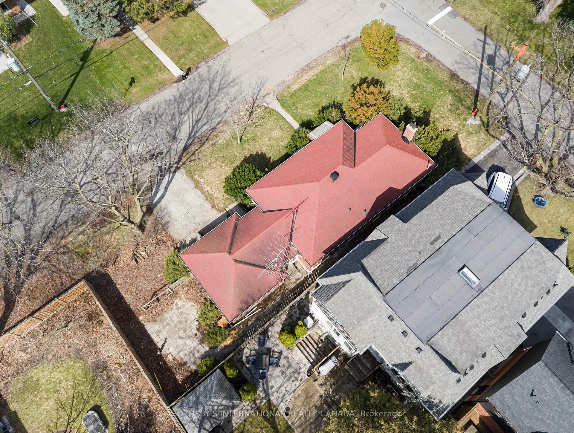 Photo 36 of 47 Grenview Boulevard S, Etobicoke, Stonegate-Queensway — HOMEH
