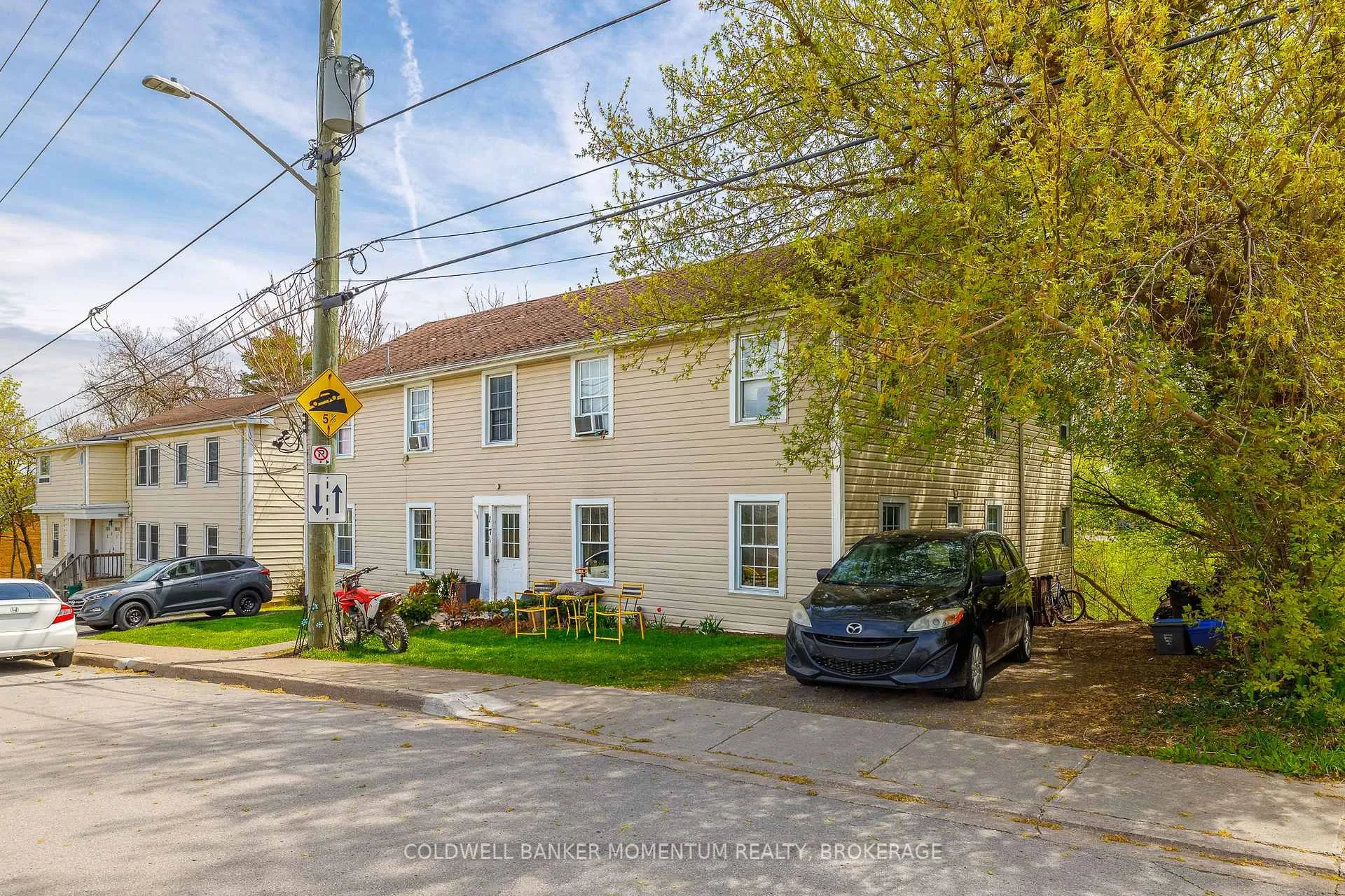 Photo 15 of 17 Hainer Street, St. Catharines, Western Hill — HOMEH