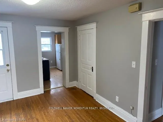 Photo 21 of 17 Hainer Street, St. Catharines, Western Hill — HOMEH
