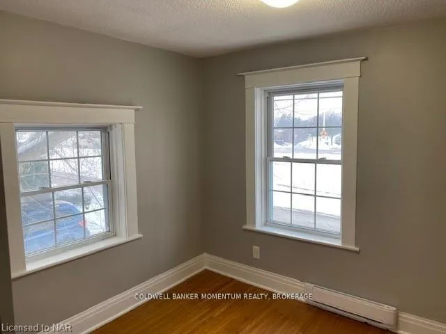 Photo 31 of 17 Hainer Street, St. Catharines, Western Hill — HOMEH