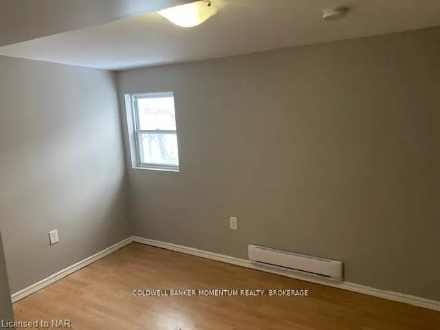 Photo 37 of 17 Hainer Street, St. Catharines, Western Hill — HOMEH