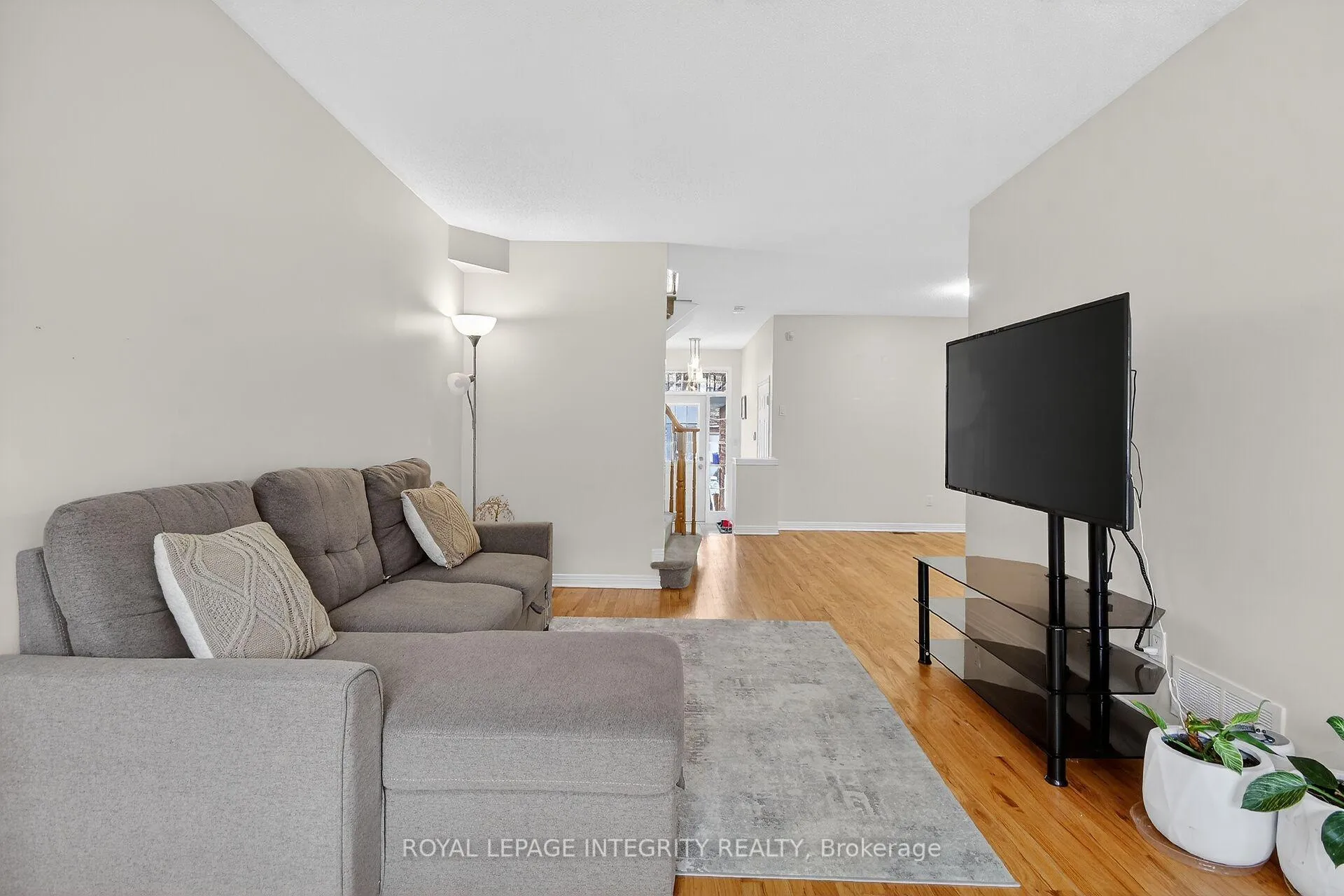 Photo 10 of 4369 Wildmint Square, Ottawa, Riverside South/Gloucester Glen — HOMEH