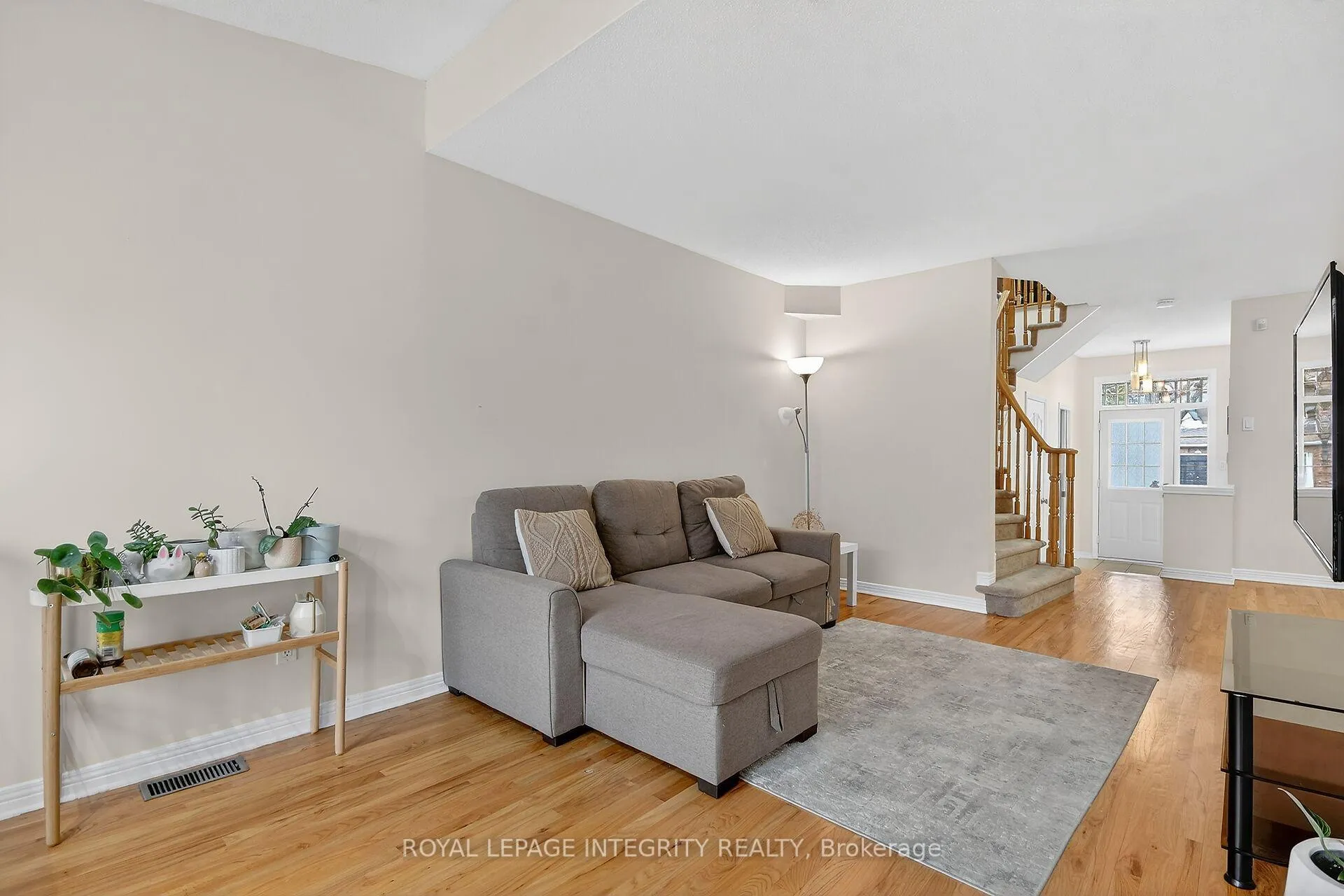 Photo 11 of 4369 Wildmint Square, Ottawa, Riverside South/Gloucester Glen — HOMEH