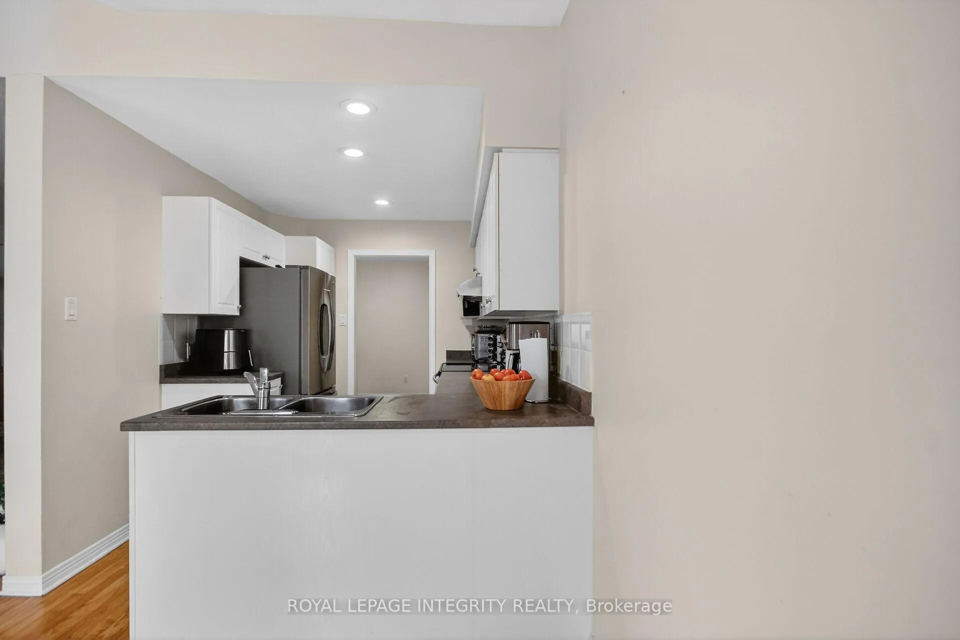 Photo 21 of 4369 Wildmint Square, Ottawa, Riverside South/Gloucester Glen — HOMEH