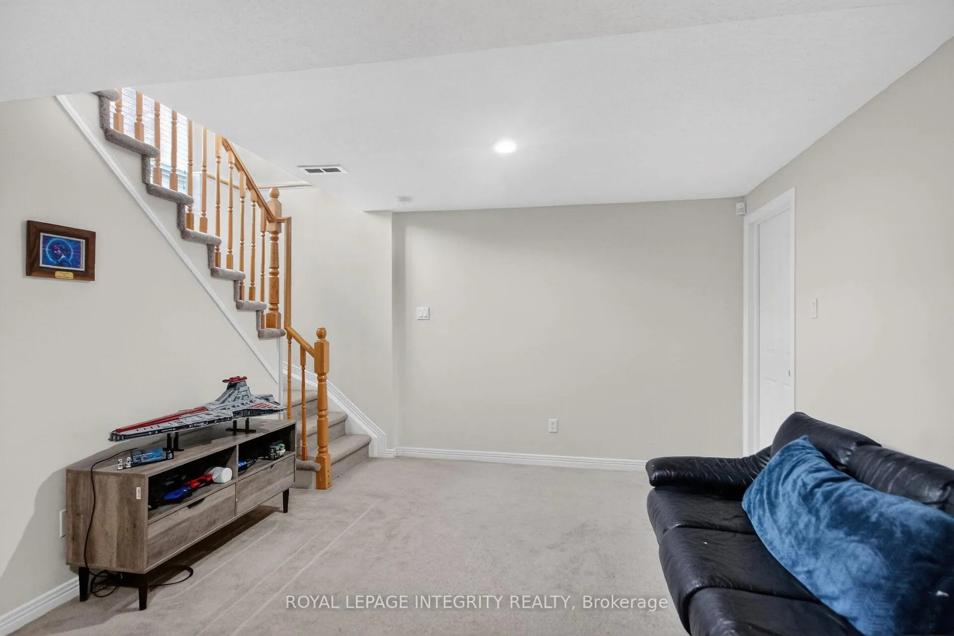 Photo 39 of 4369 Wildmint Square, Ottawa, Riverside South/Gloucester Glen — HOMEH