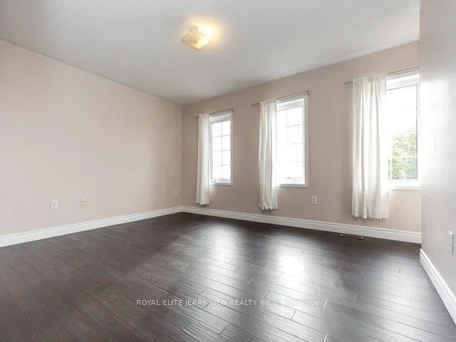 Photo 12 of Unit Main, 1464 Coldstream Drive, Oshawa, Taunton — HOMEH