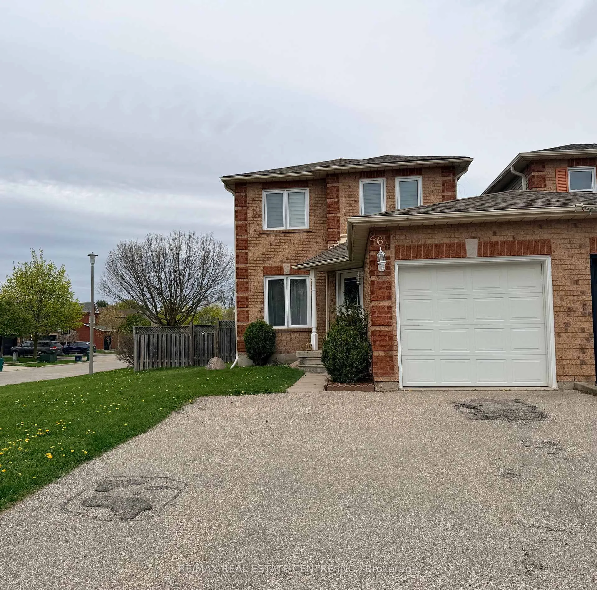 Photo 1 of 264 Langlaw Drive, Cambridge — HOMEH