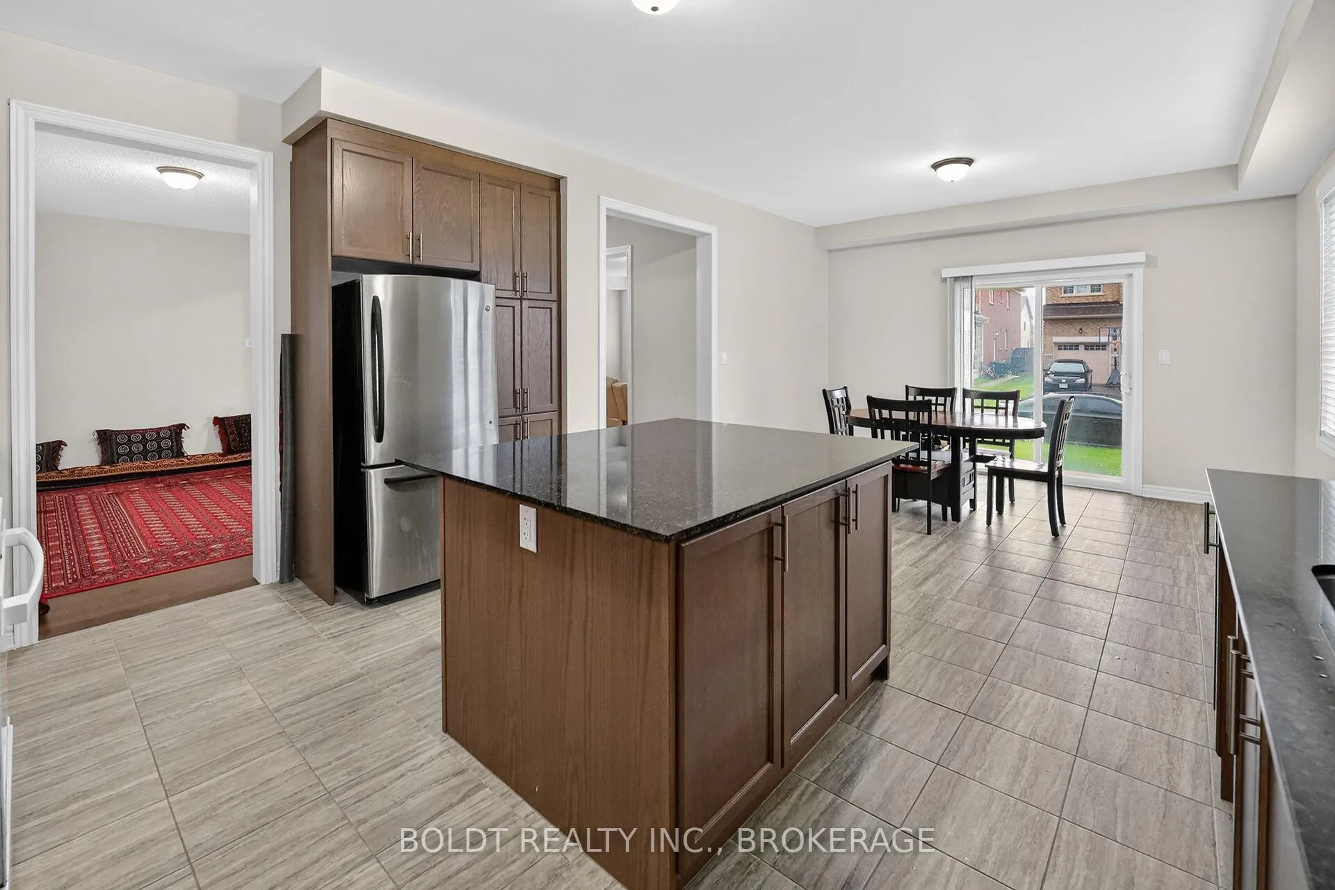 Photo 6 of 103 Homestead Way, Thorold, Rolling Meadows — HOMEH