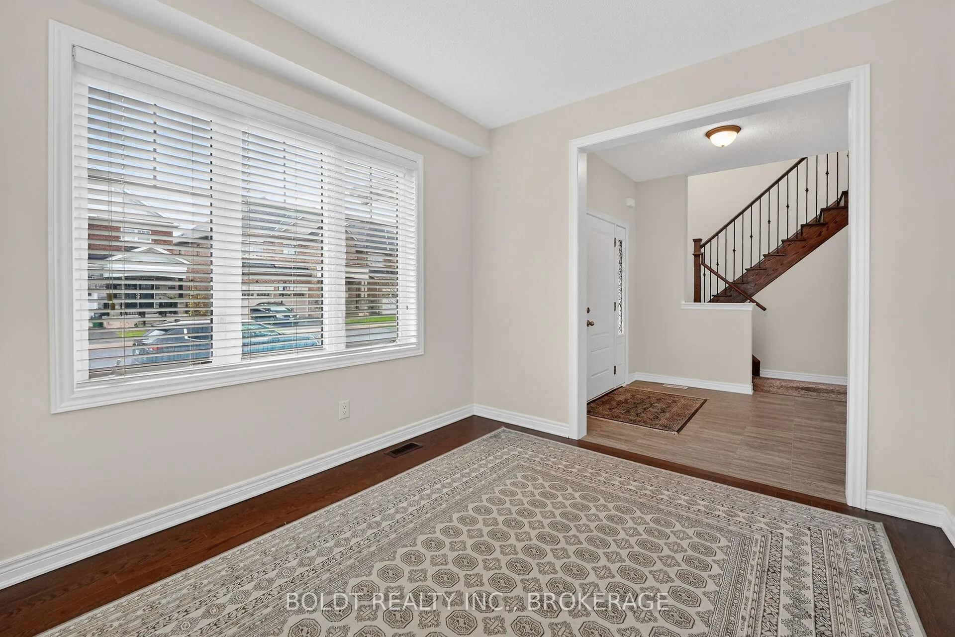 Photo 13 of 103 Homestead Way, Thorold, Rolling Meadows — HOMEH