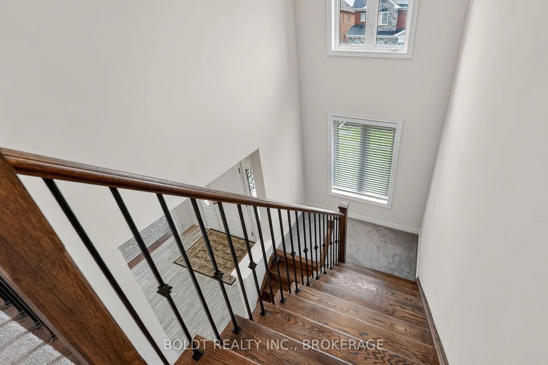 Photo 17 of 103 Homestead Way, Thorold, Rolling Meadows — HOMEH