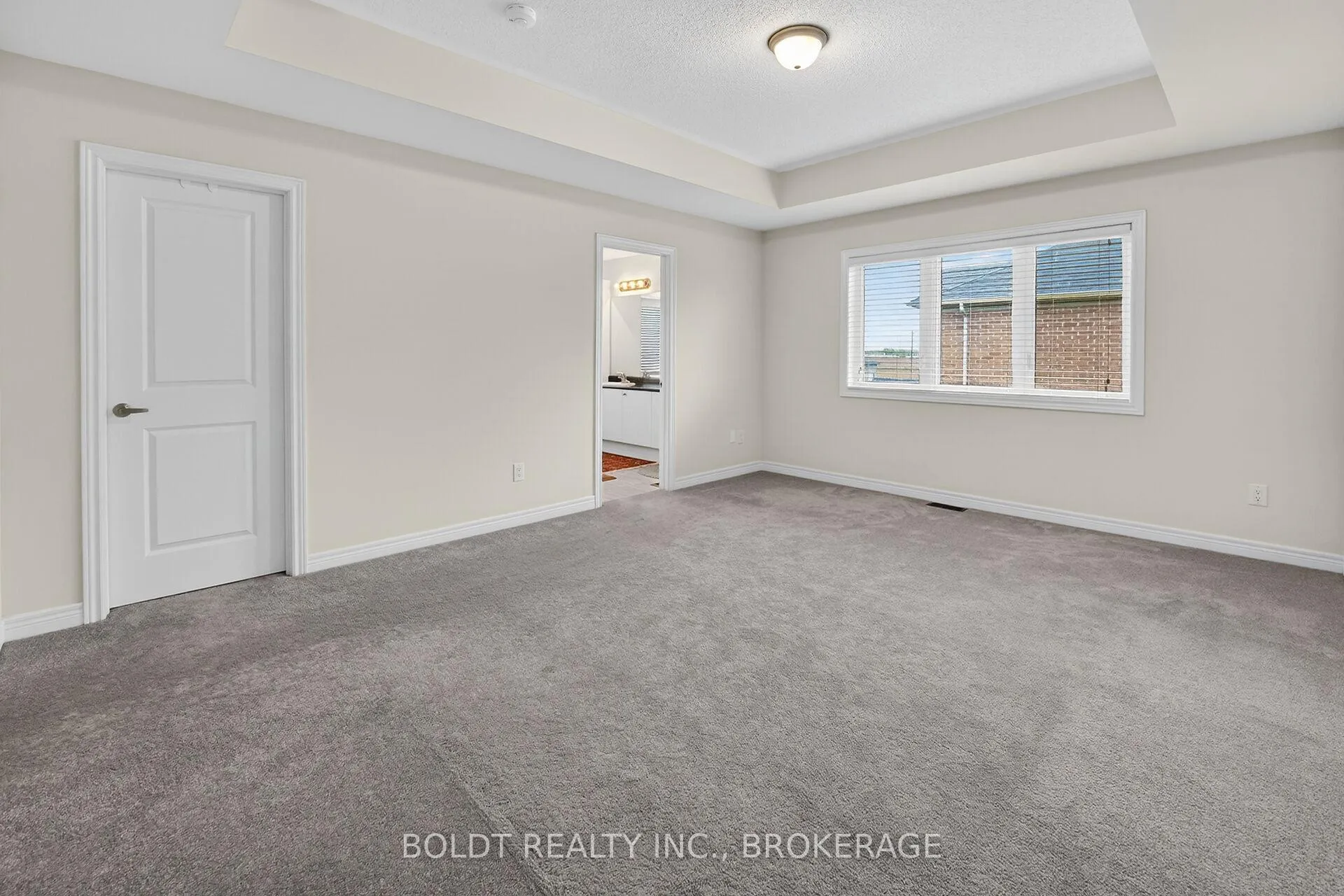 Photo 18 of 103 Homestead Way, Thorold, Rolling Meadows — HOMEH
