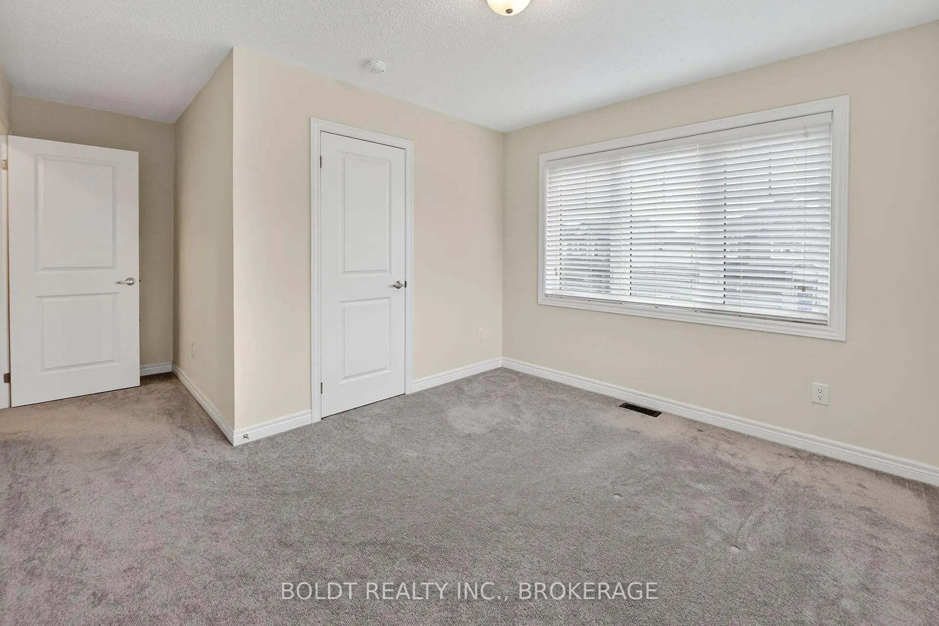 Photo 23 of 103 Homestead Way, Thorold, Rolling Meadows — HOMEH