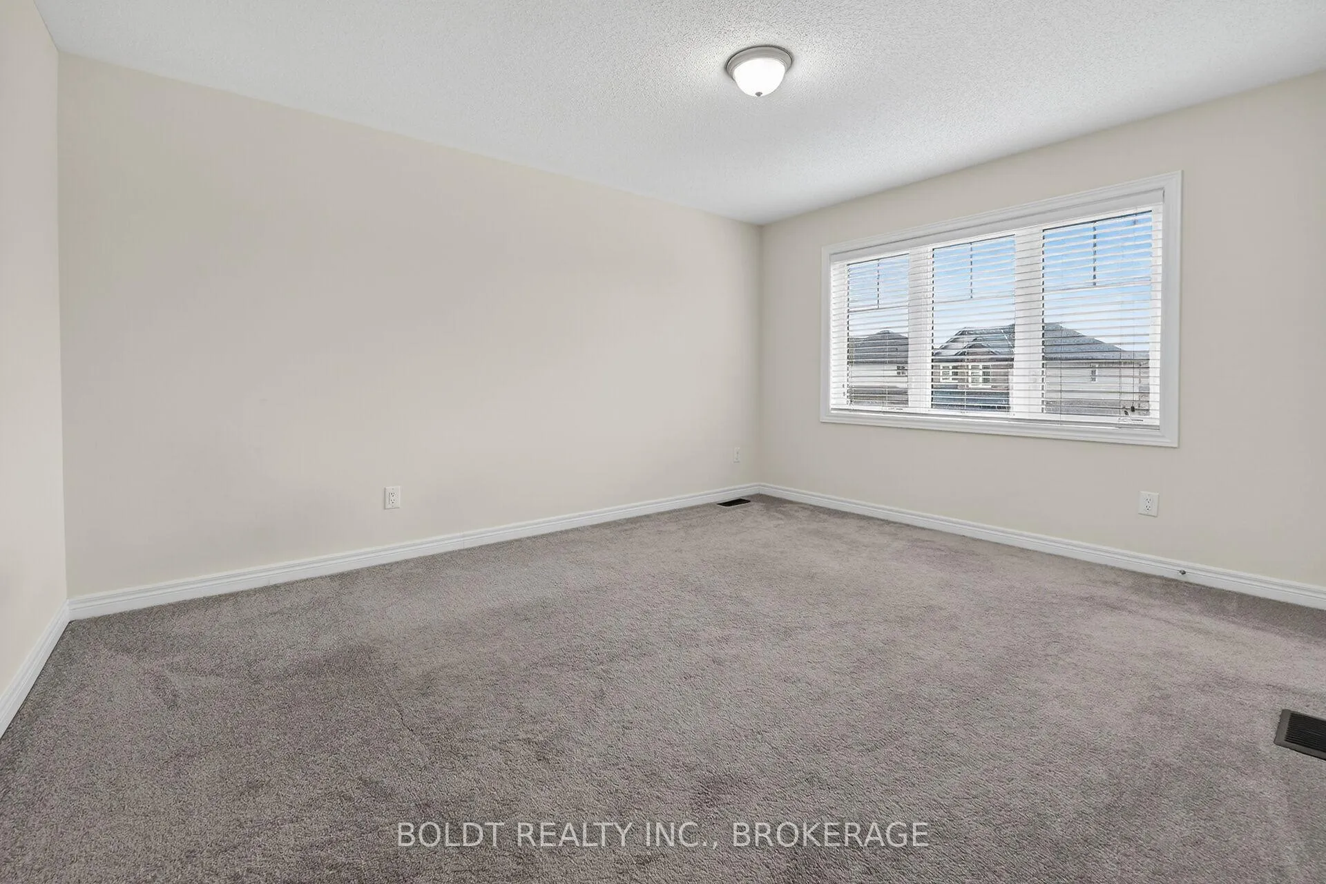 Photo 25 of 103 Homestead Way, Thorold, Rolling Meadows — HOMEH