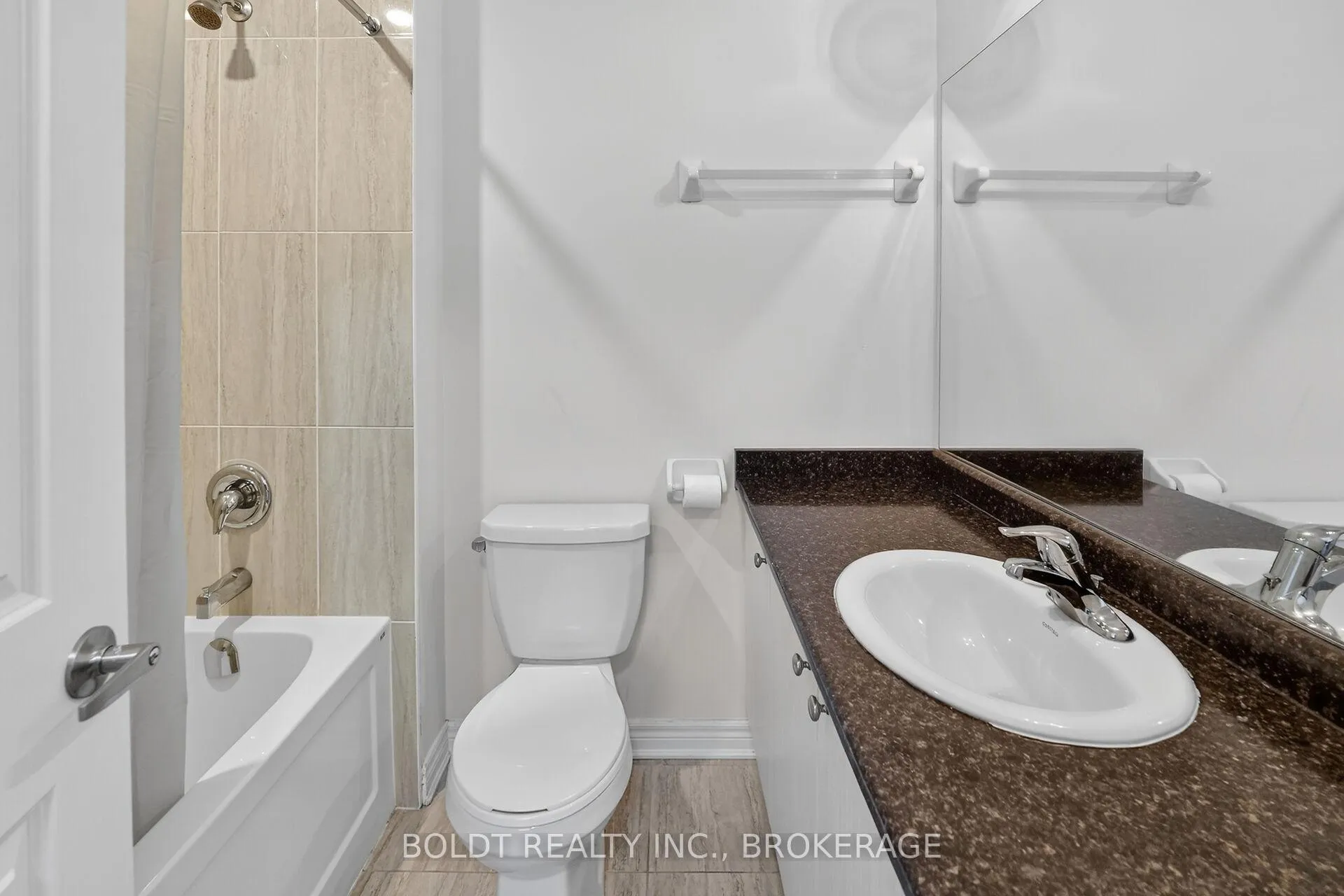 Photo 27 of 103 Homestead Way, Thorold, Rolling Meadows — HOMEH