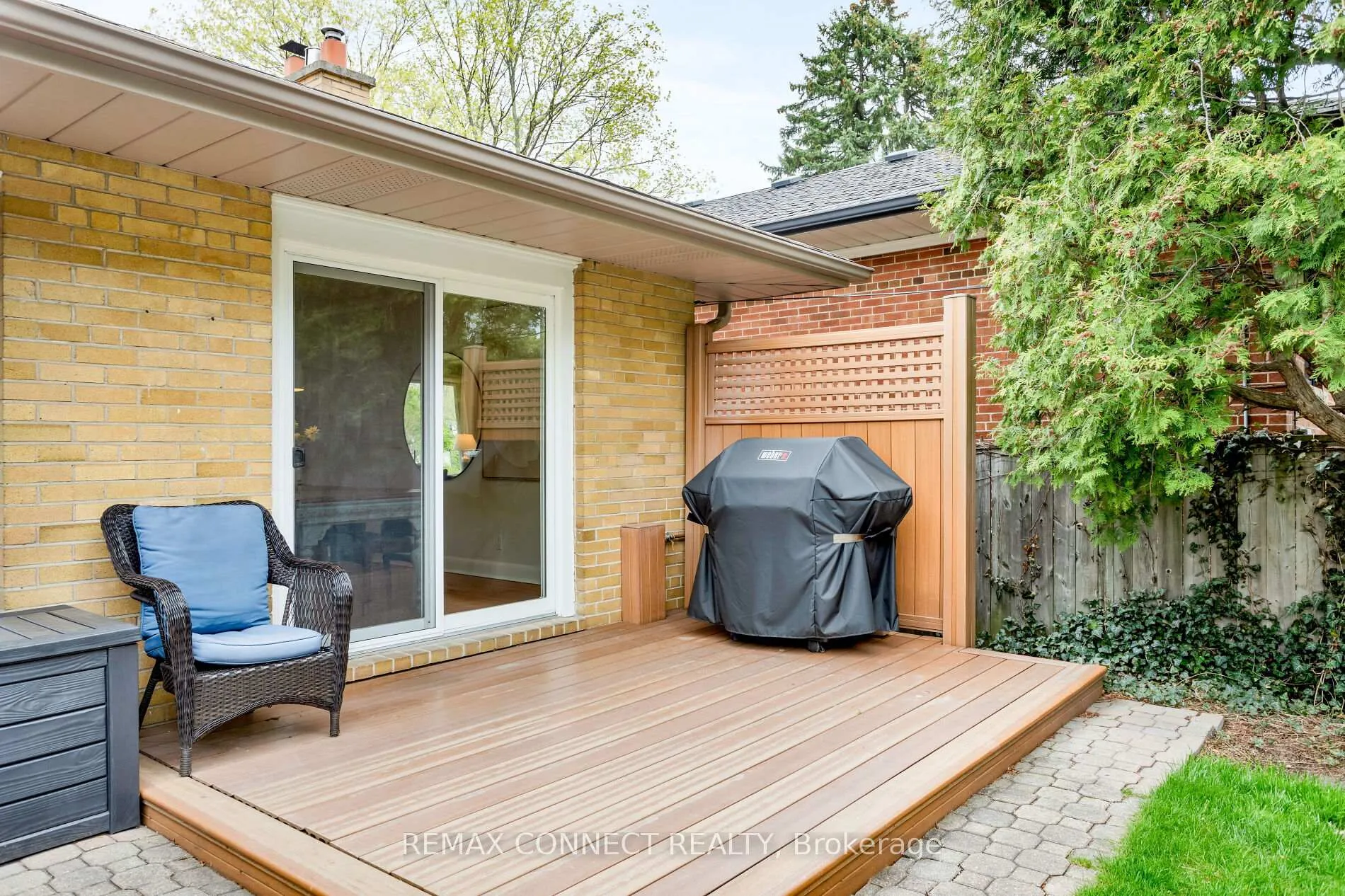 Photo 39 of 75 Glenellen Drive E, Etobicoke, Stonegate-Queensway — HOMEH