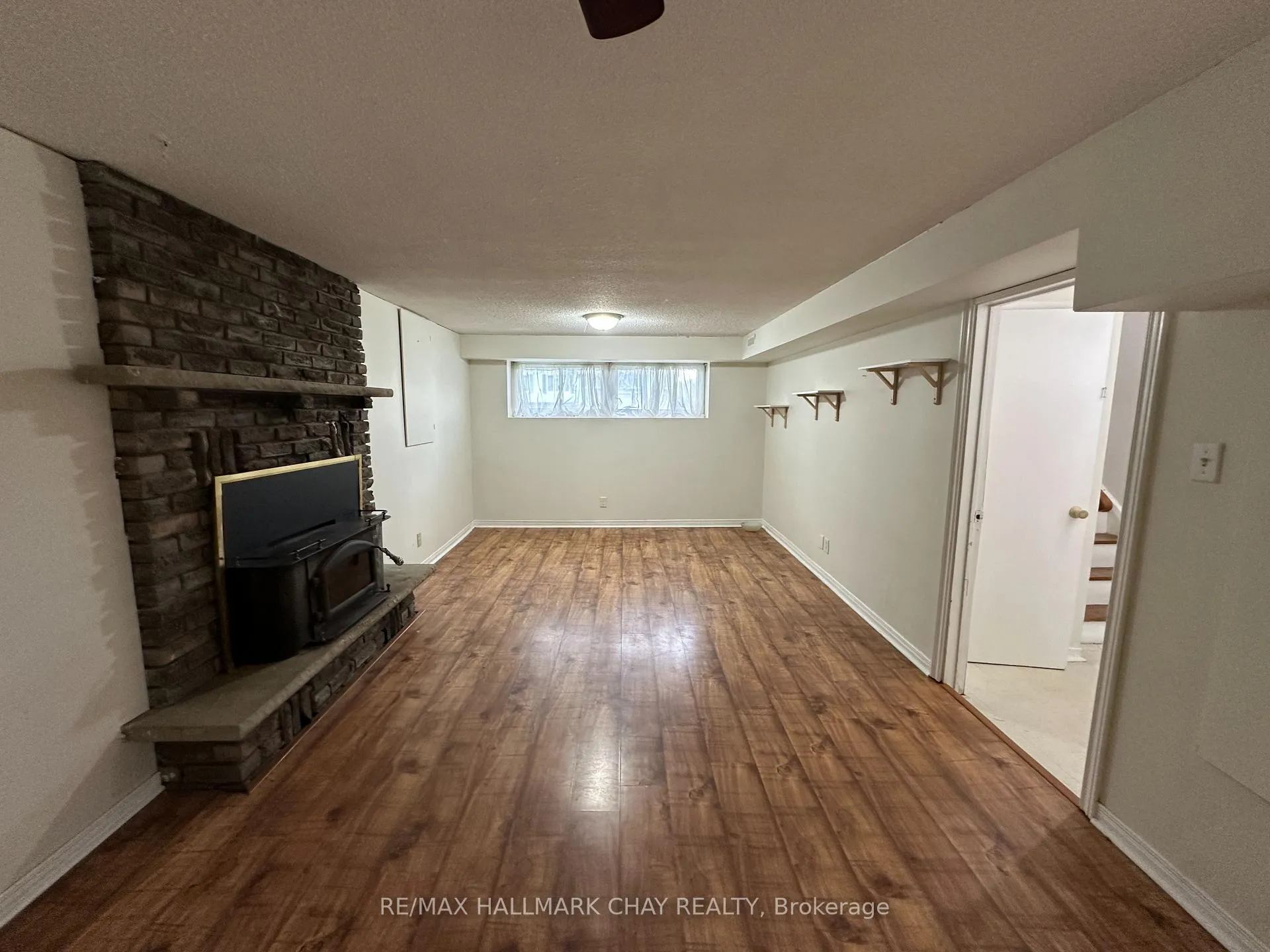 Photo 15 of 278 Pine Drive, Barrie, Bayshore — HOMEH