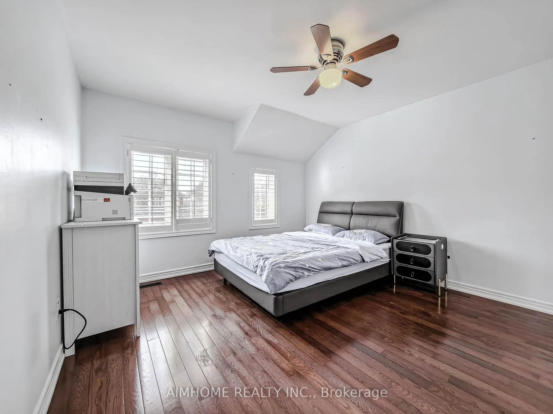 Photo 24 of 16 Chasser Drive, Markham, Greensborough — HOMEH
