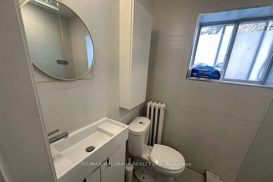 Photo 12 of Unit 5, 595 St Clair Avenue W, Toronto, Wychwood — HOMEH