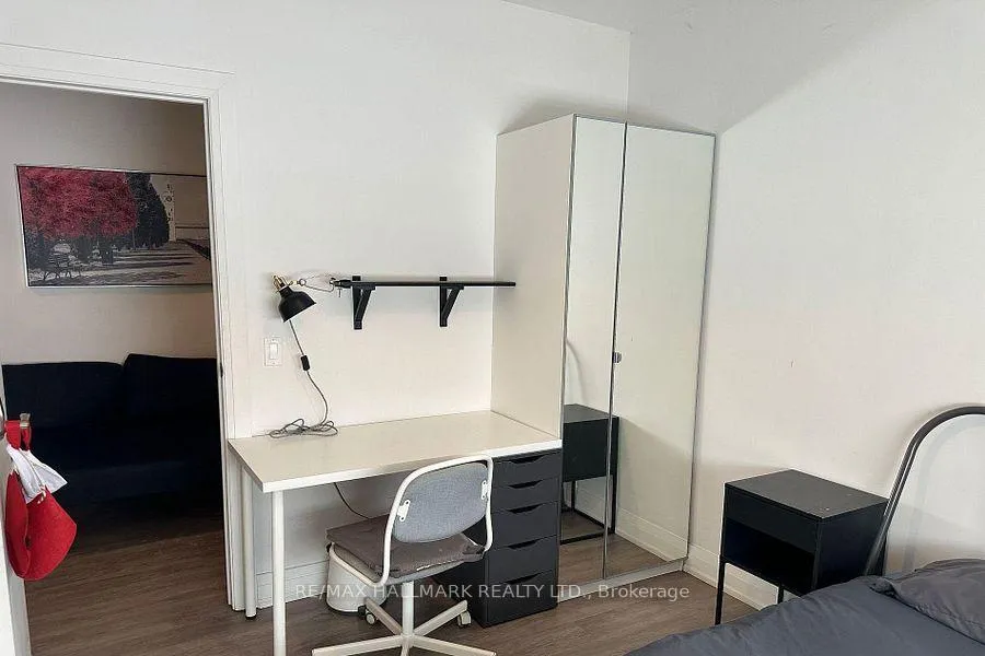 Photo 20 of Unit 5, 595 St Clair Avenue W, Toronto, Wychwood — HOMEH