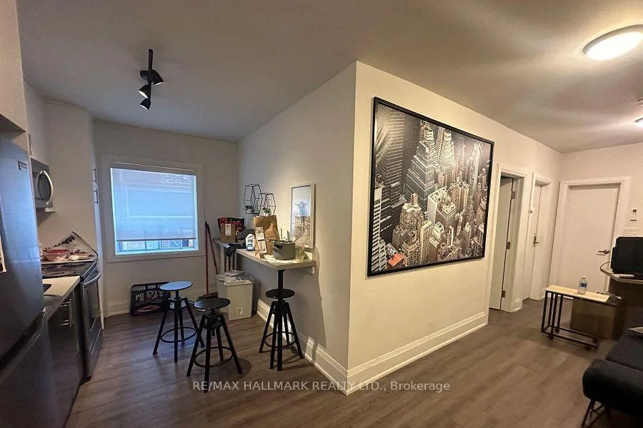 Photo 32 of Unit 5, 595 St Clair Avenue W, Toronto, Wychwood — HOMEH