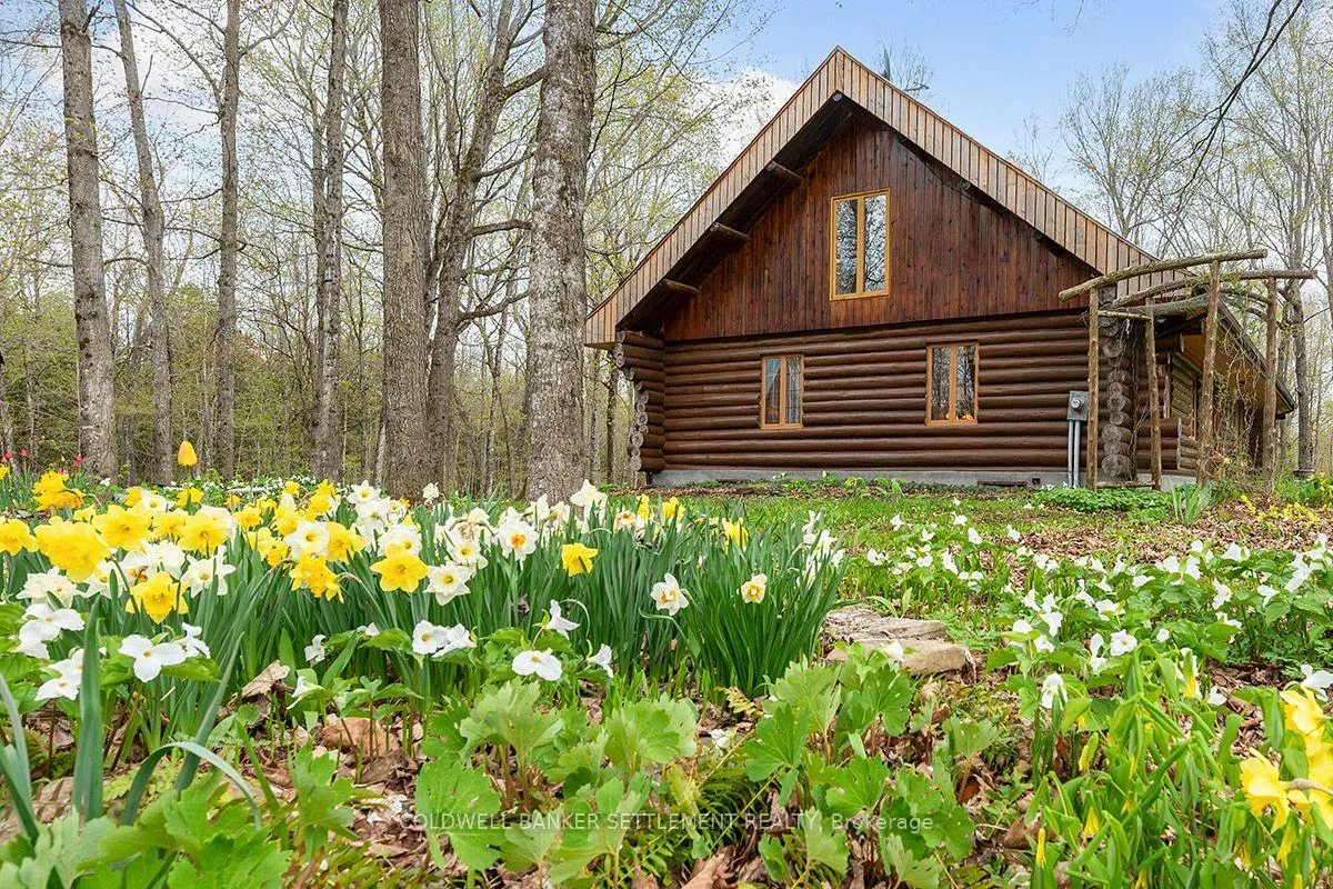 Photo 3 of 506 Holbrook Road, Montague, Montague Twp — HOMEH
