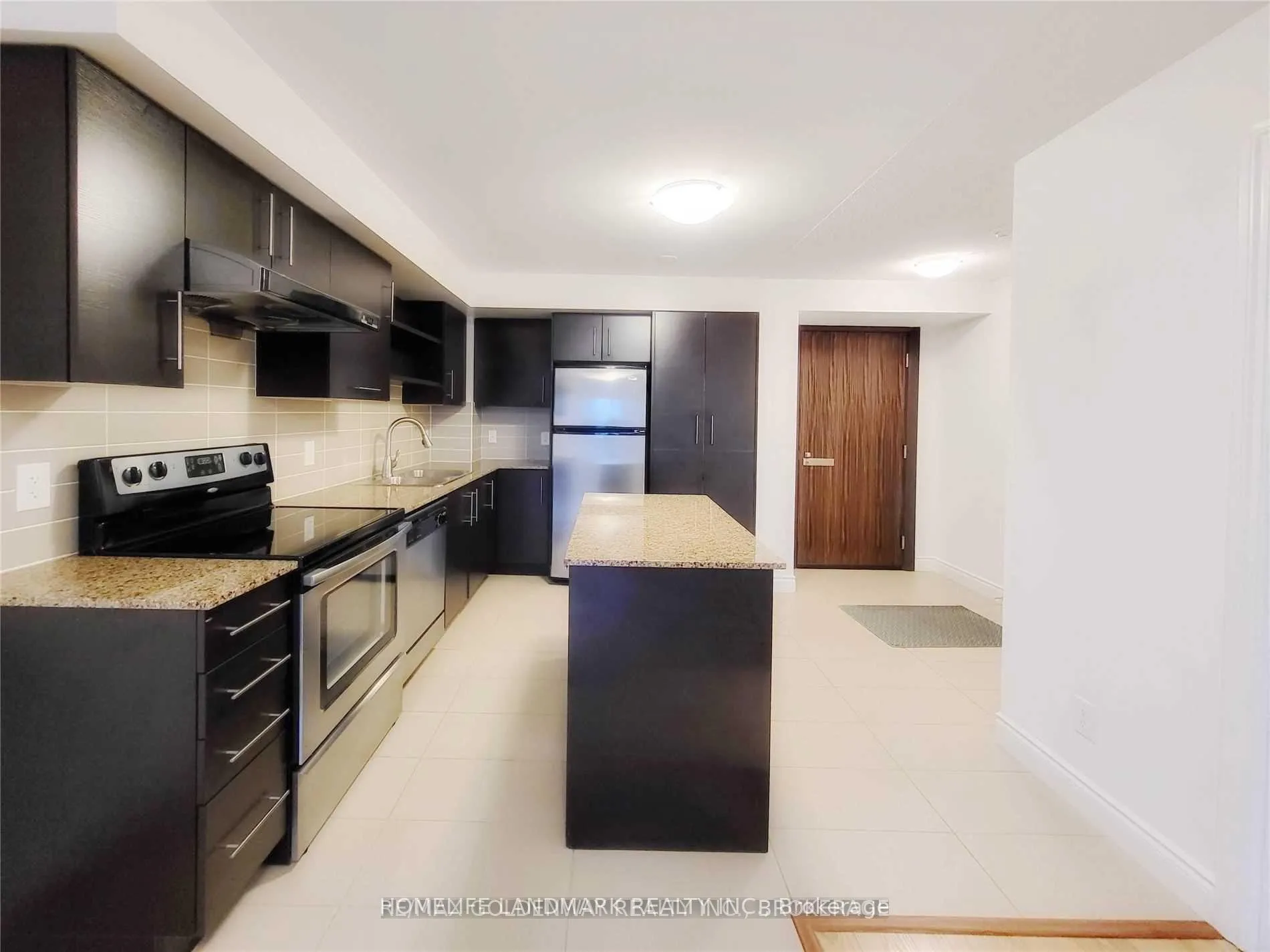 Photo 2 of Unit 812, 273 South Park Road, Markham, Commerce Valley — HOMEH