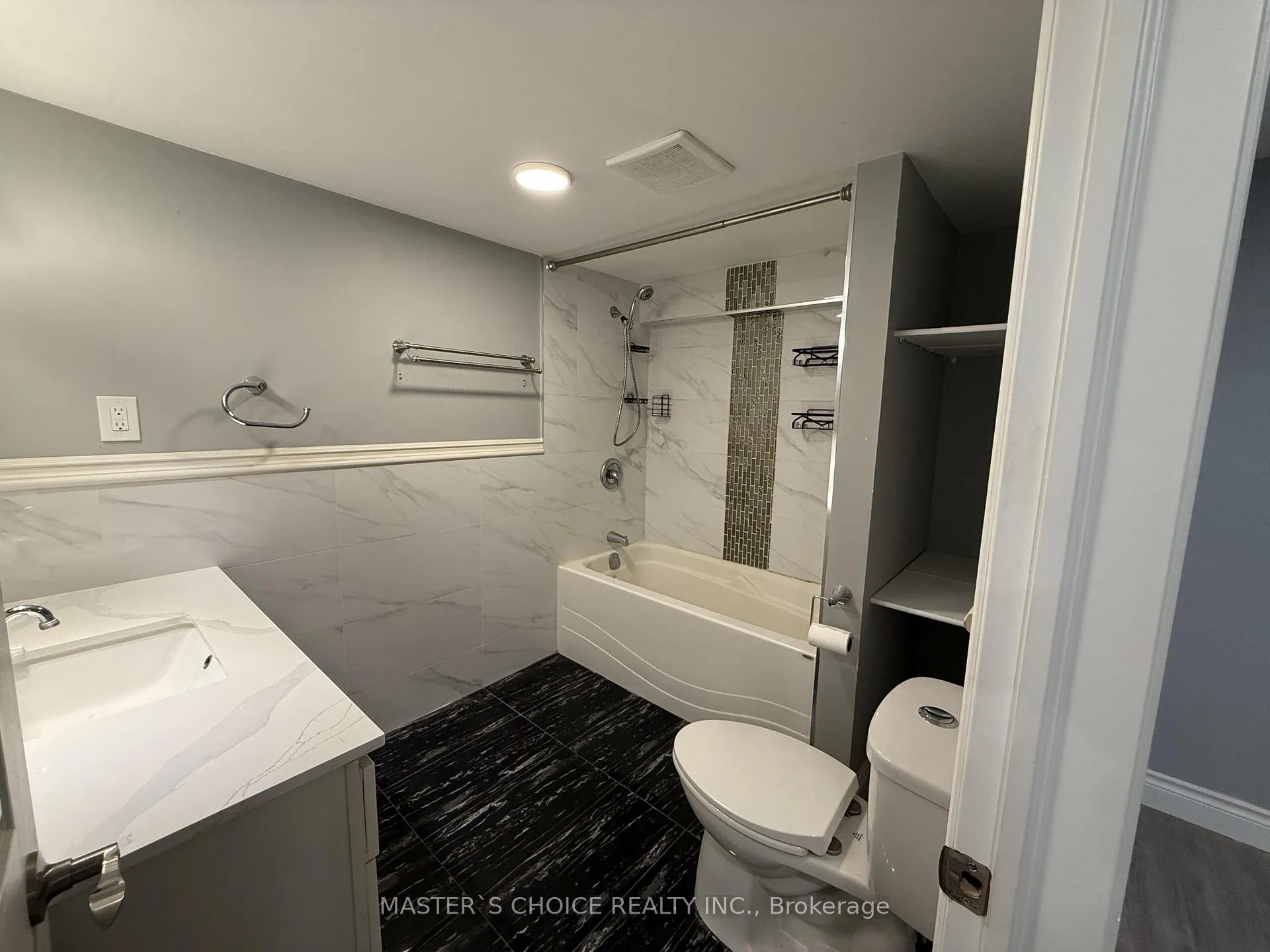 Photo 3 of 170 Orchard Hts Boulevard, Aurora, Hills of St Andrew — HOMEH