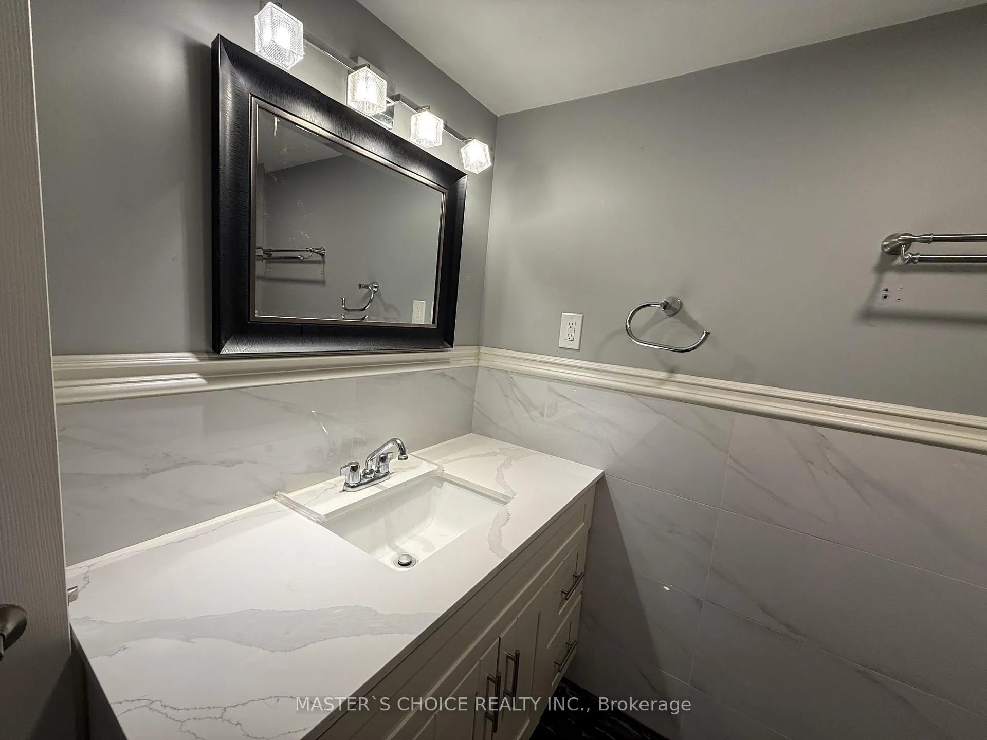 Photo 4 of 170 Orchard Hts Boulevard, Aurora, Hills of St Andrew — HOMEH